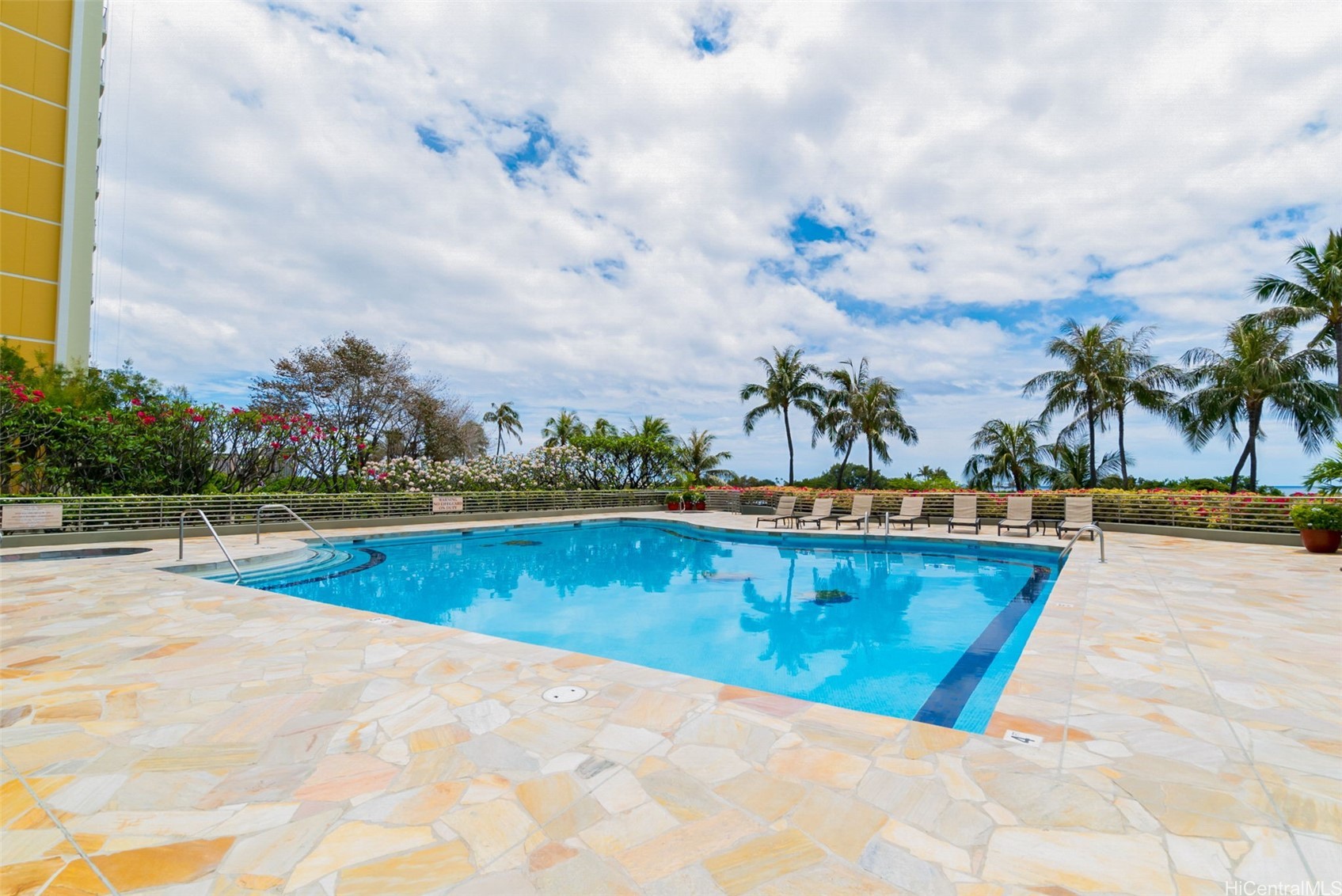 1330 Ala Moana Boulevard 1808