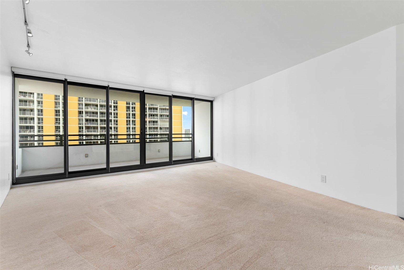 1330 Ala Moana Boulevard 1808