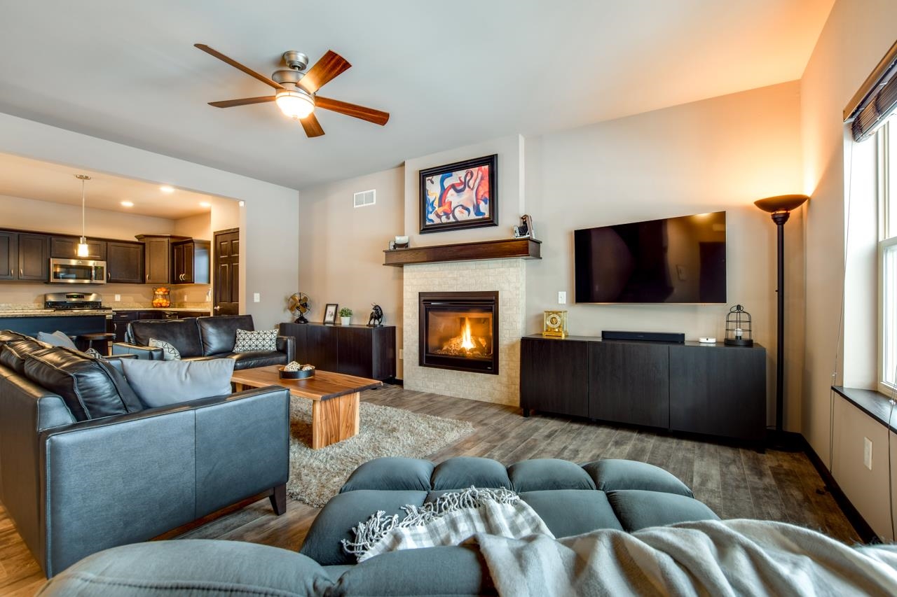 9917 Autumn Breeze Road