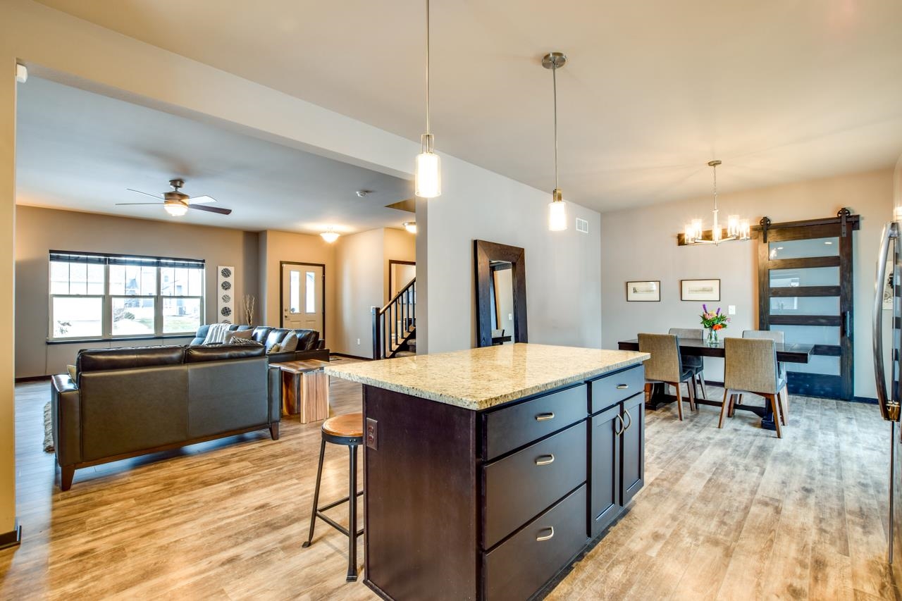 9917 Autumn Breeze Road