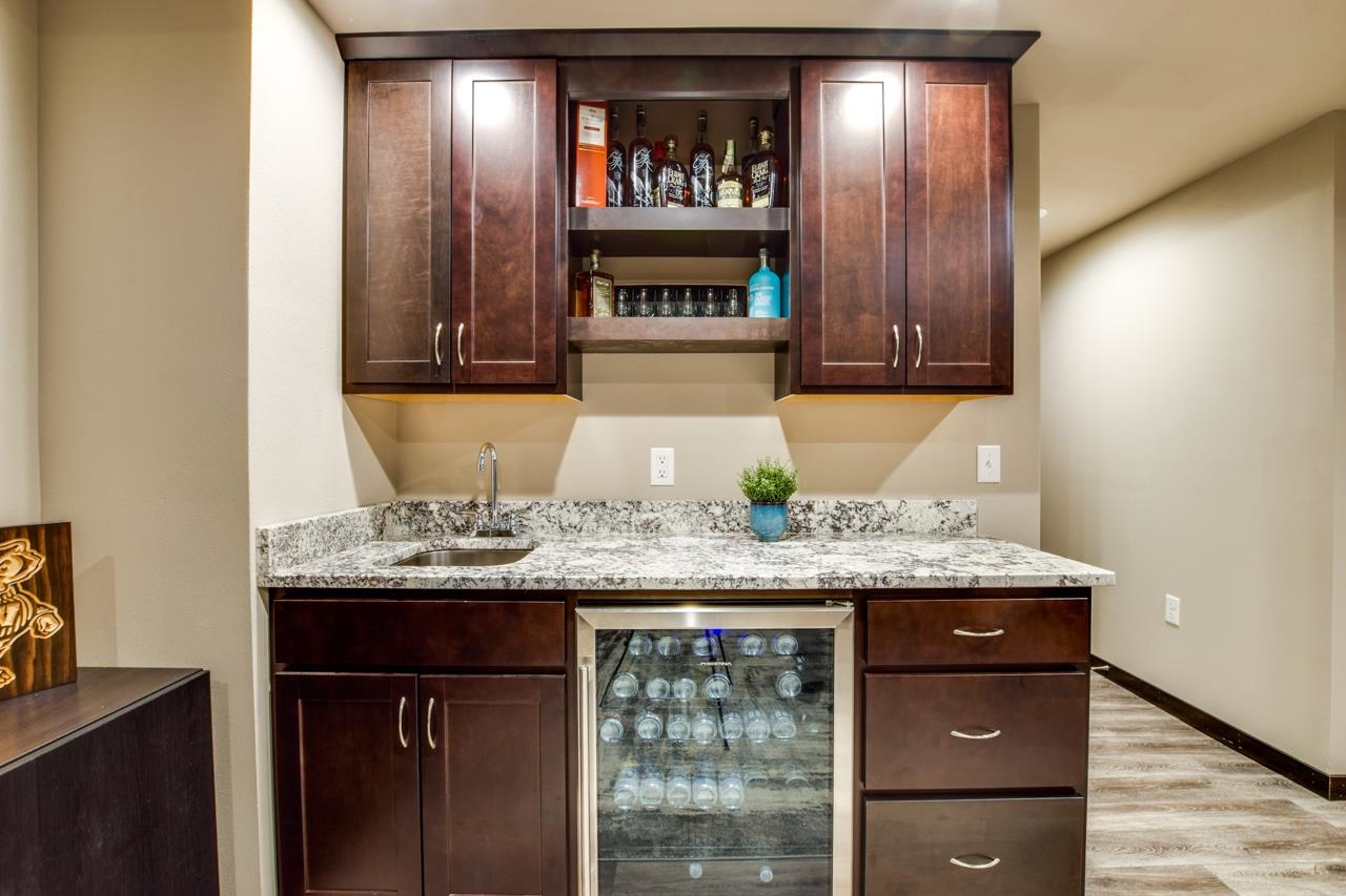 9917 Autumn Breeze Road