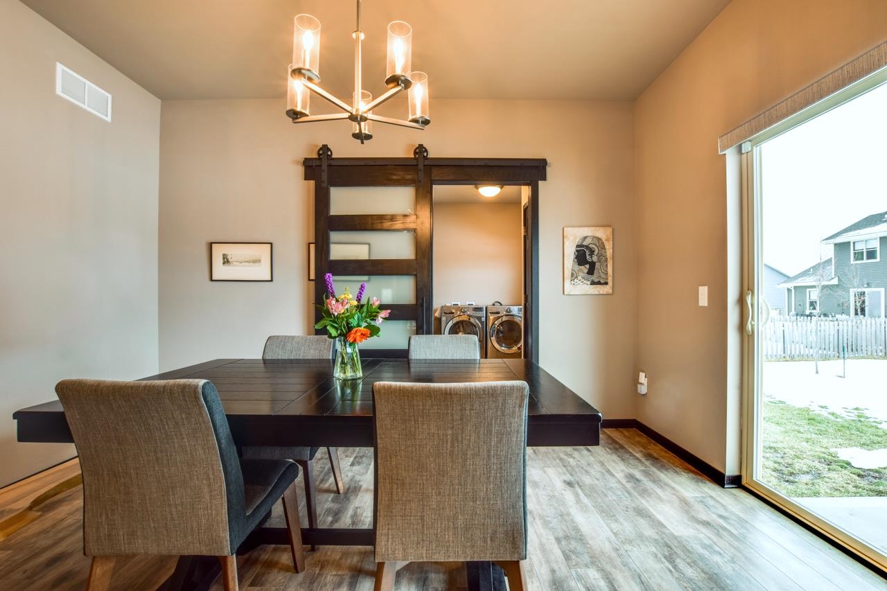 9917 Autumn Breeze Road