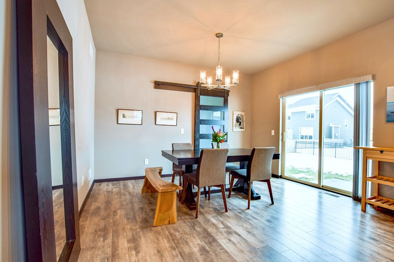 9917 Autumn Breeze Road