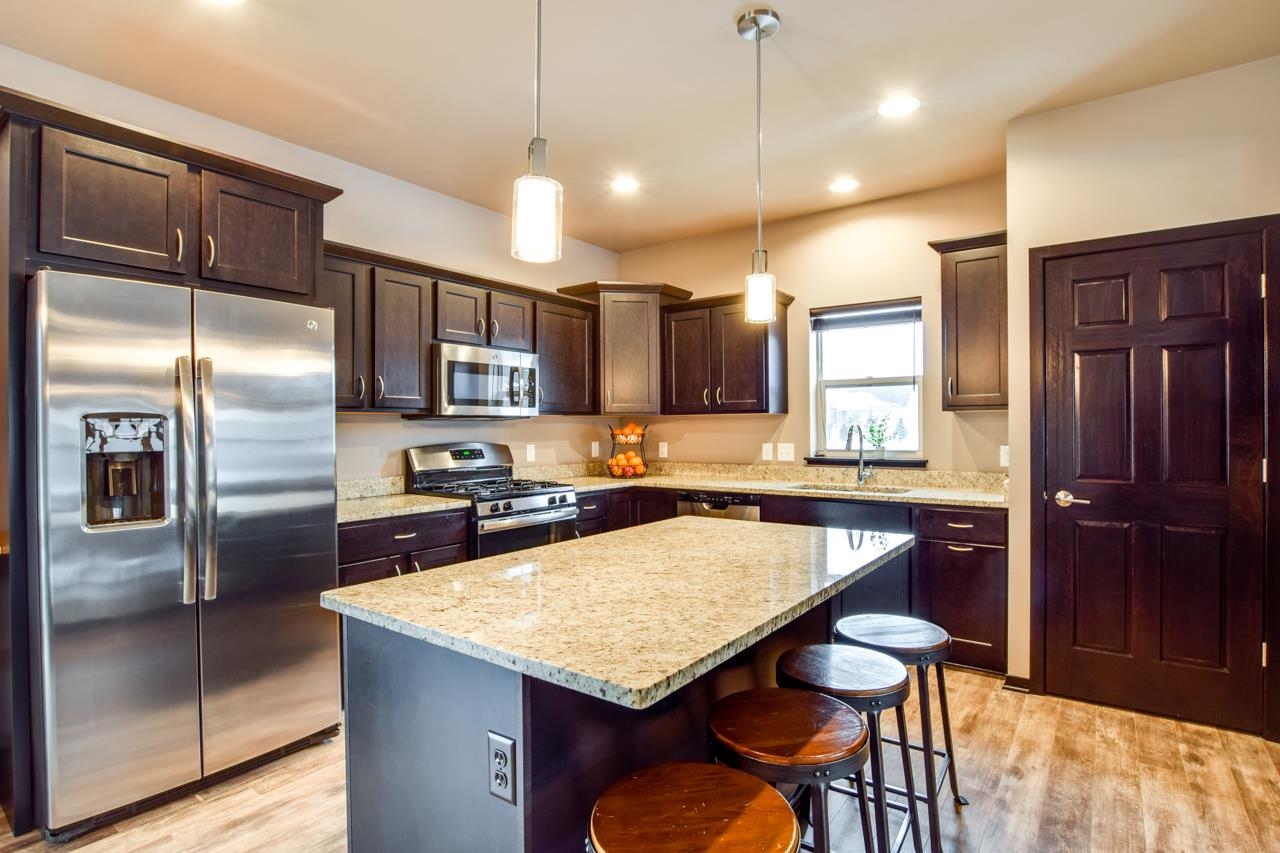 9917 Autumn Breeze Road