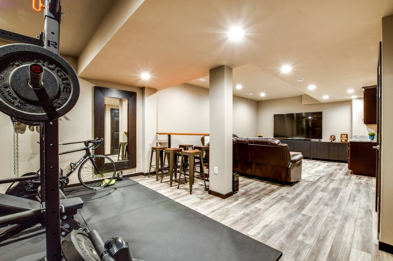 9917 Autumn Breeze Road