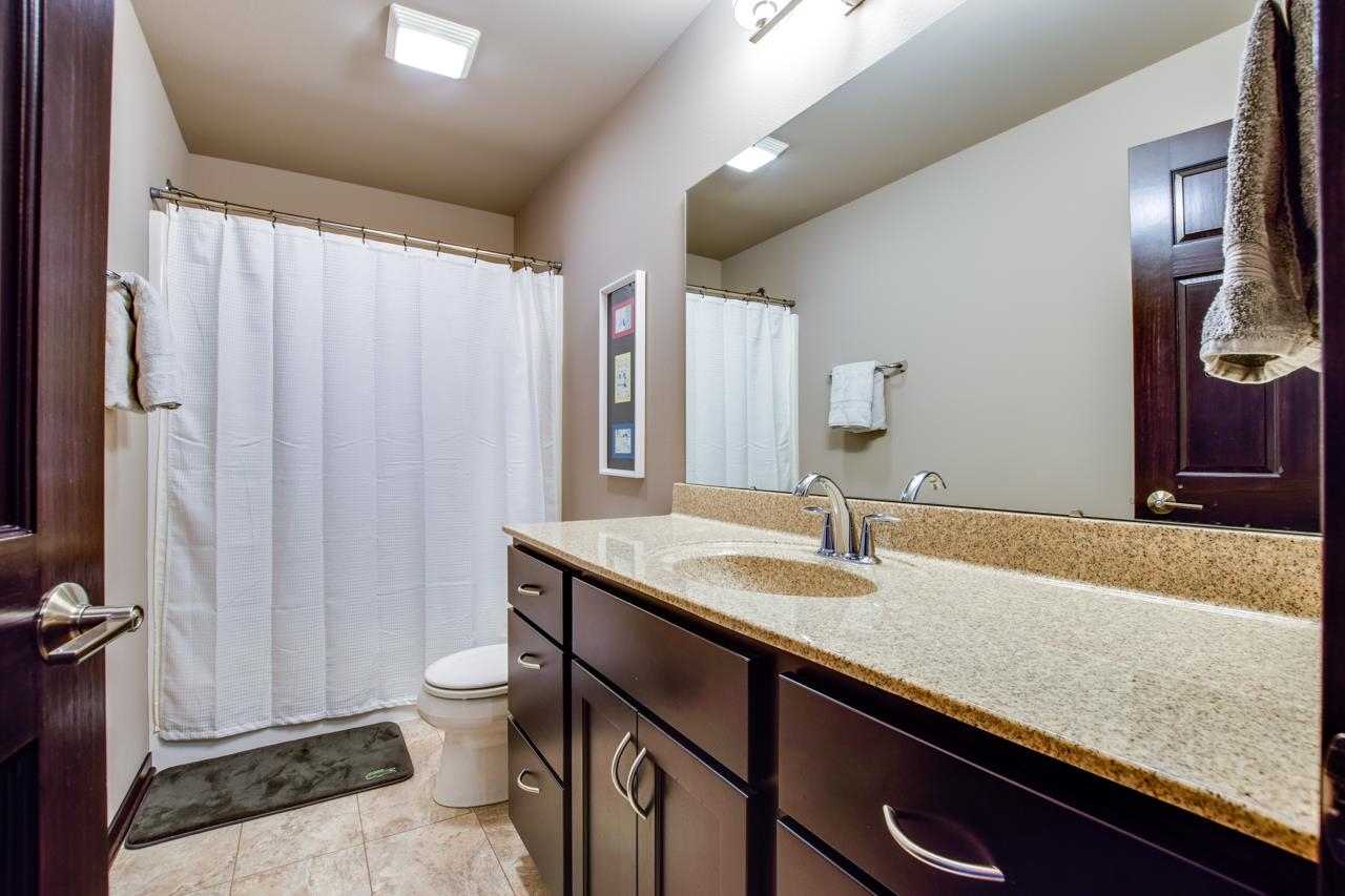 9917 Autumn Breeze Road