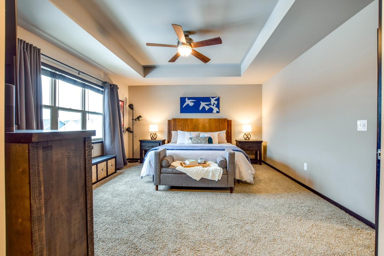 9917 Autumn Breeze Road