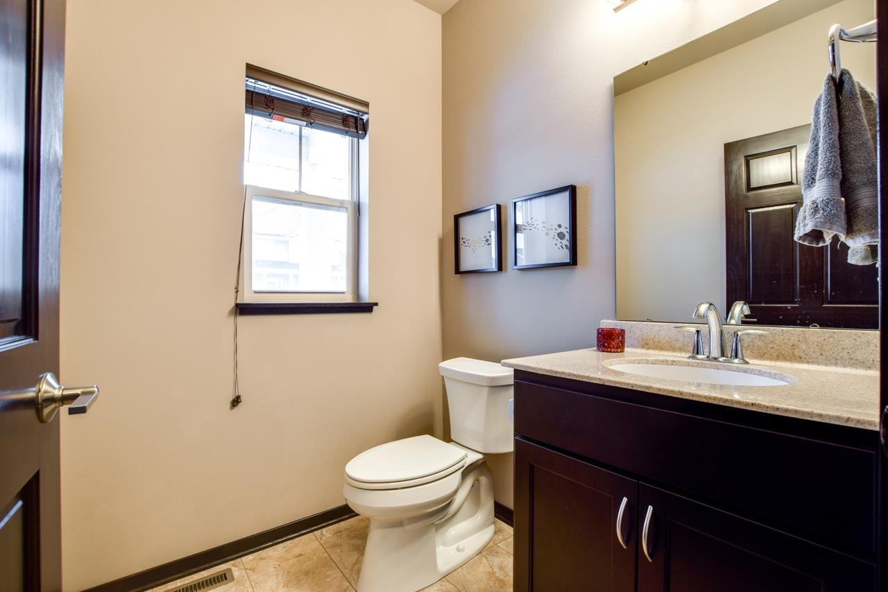 9917 Autumn Breeze Road