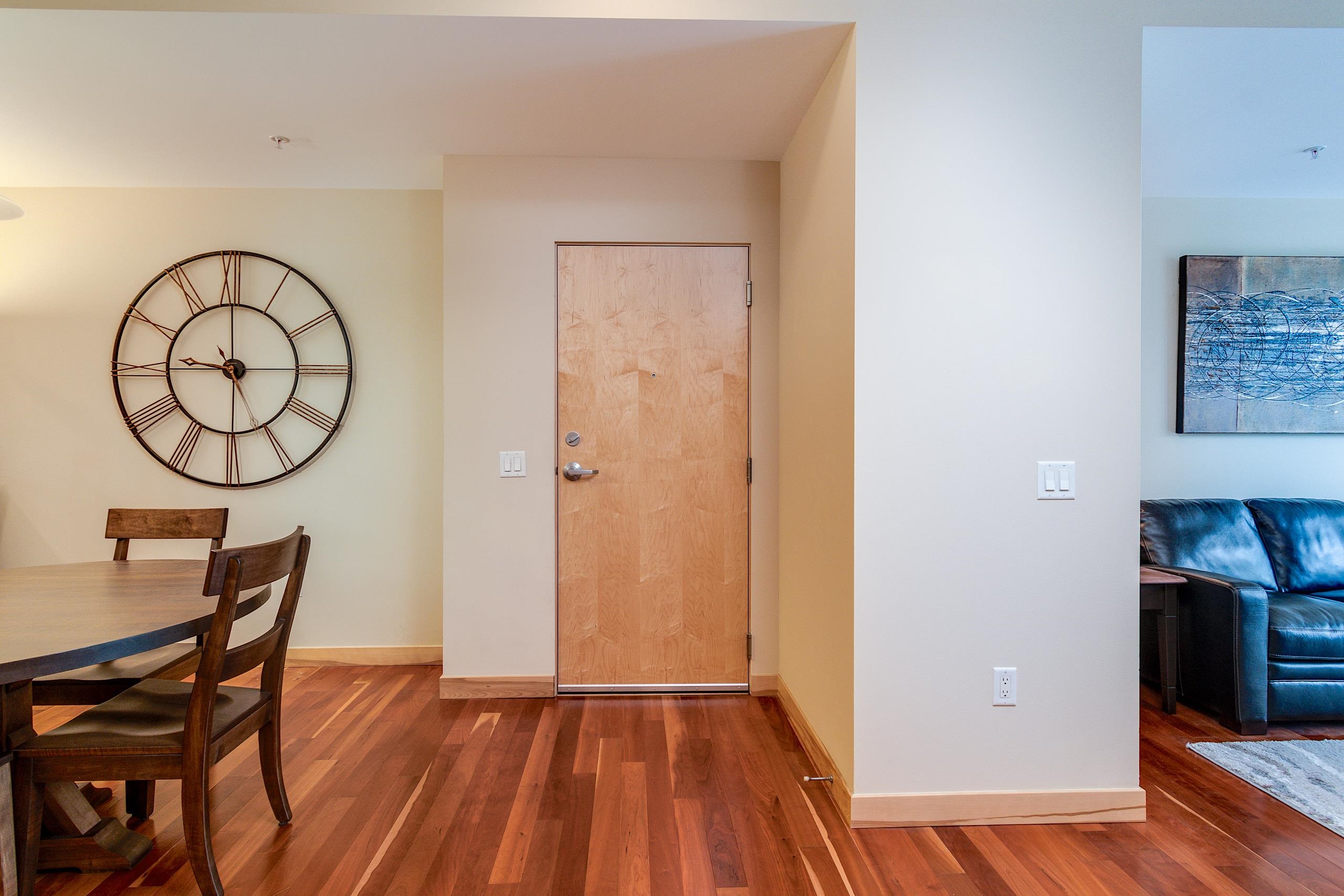 309 W Washington Avenue 310