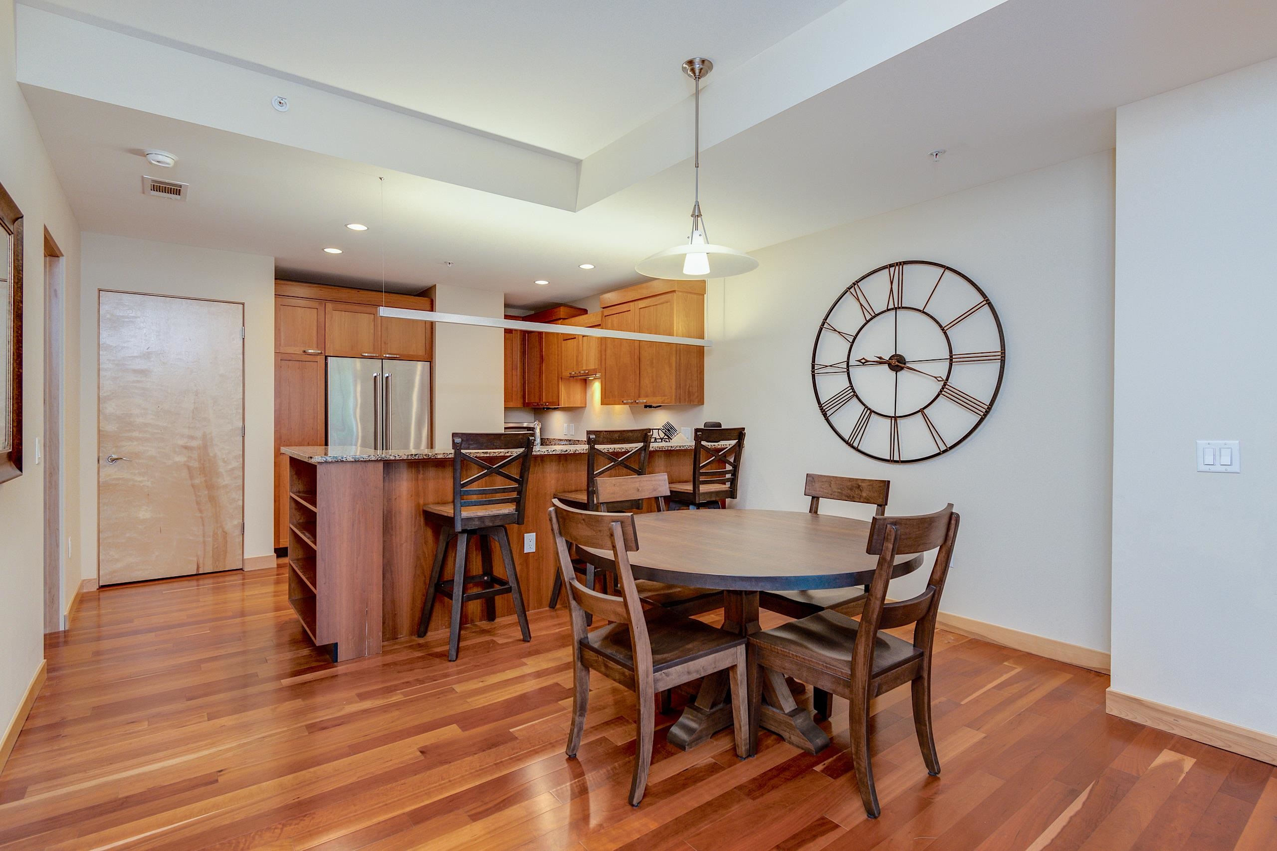 309 W Washington Avenue 310