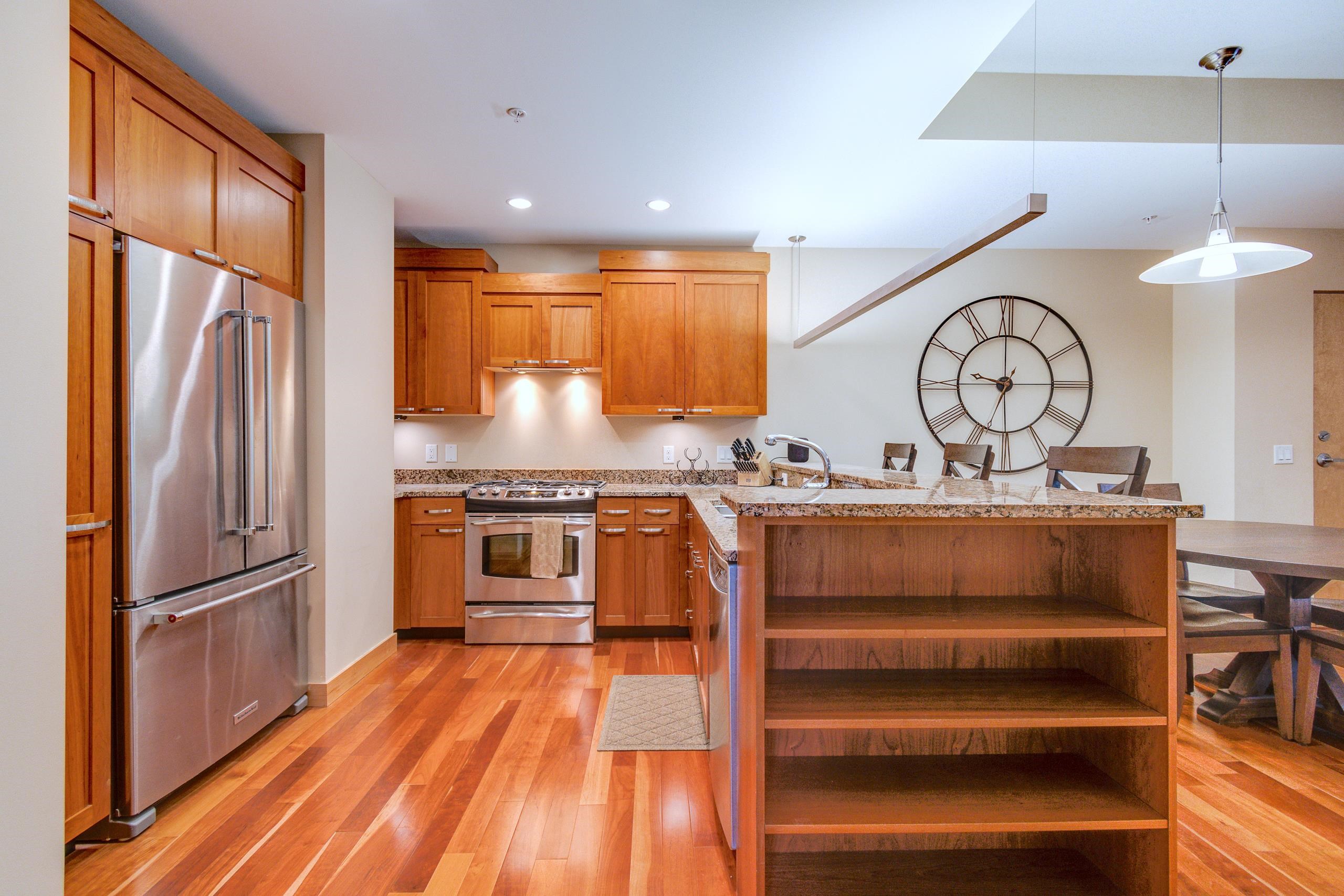 309 W Washington Avenue 310