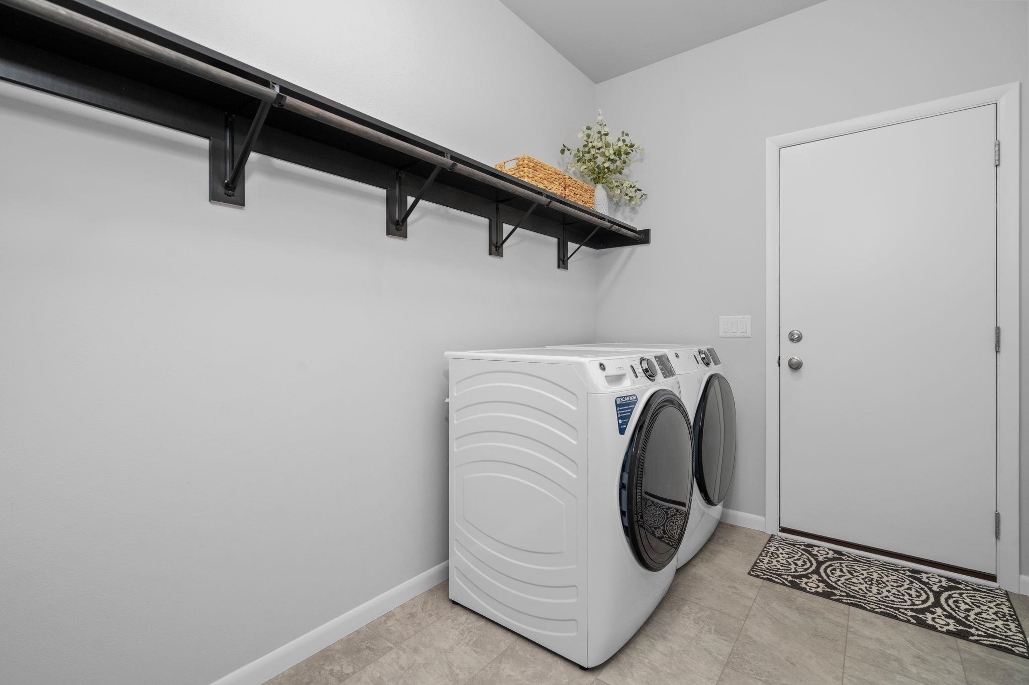 5930 Vintage Birch Way