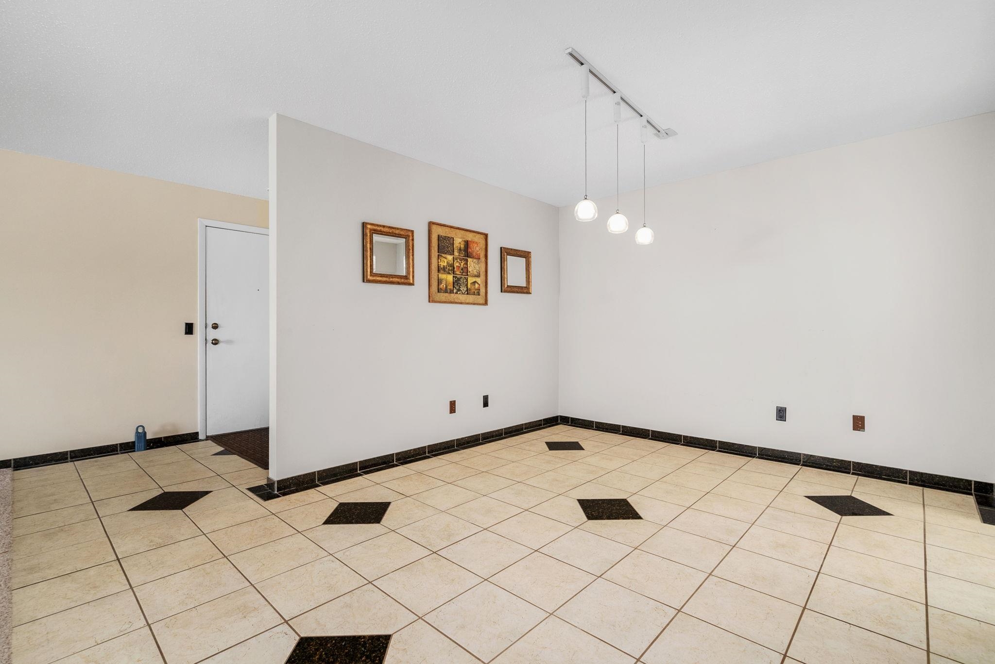 65 Golf Course Road D