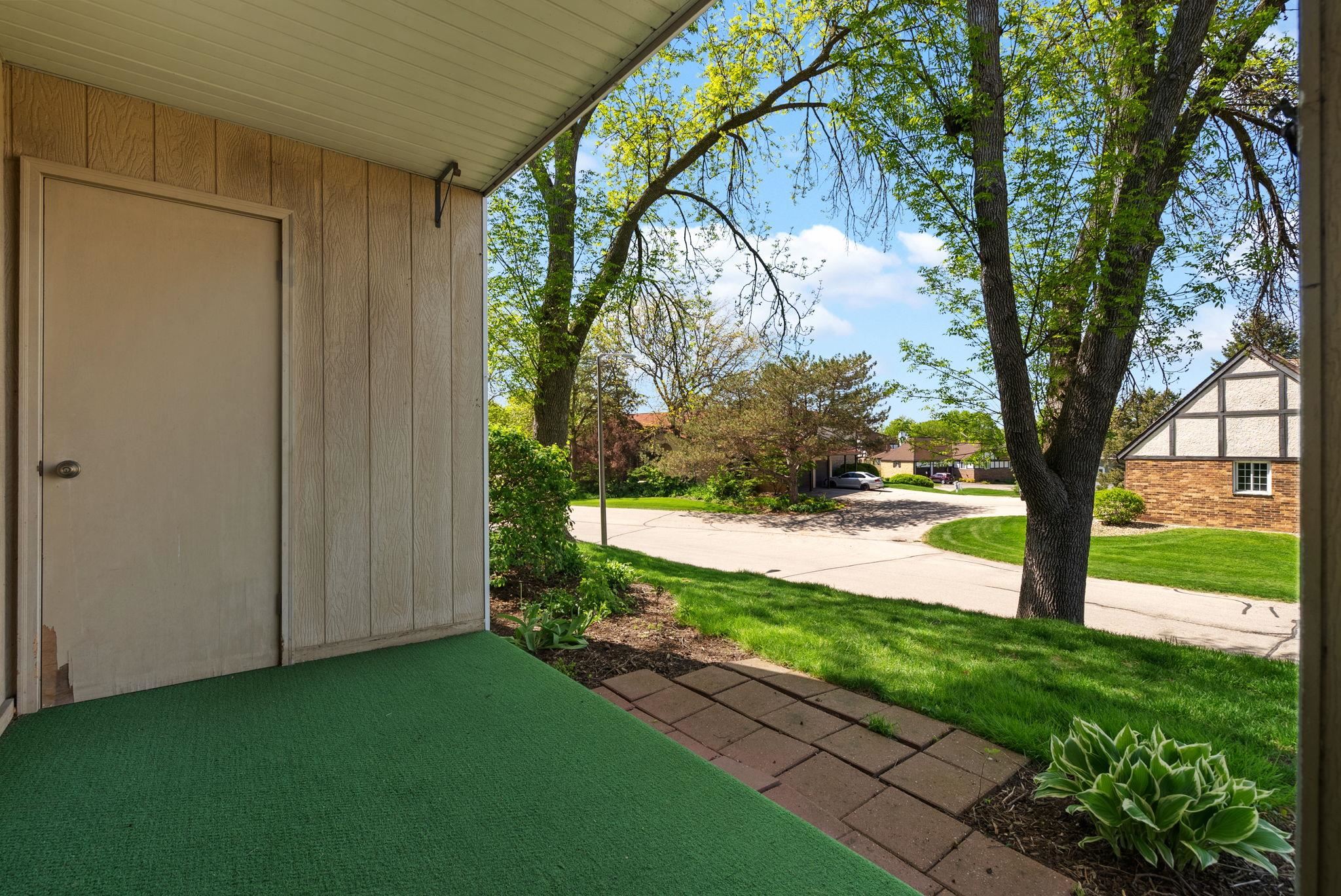 65 Golf Course Road D