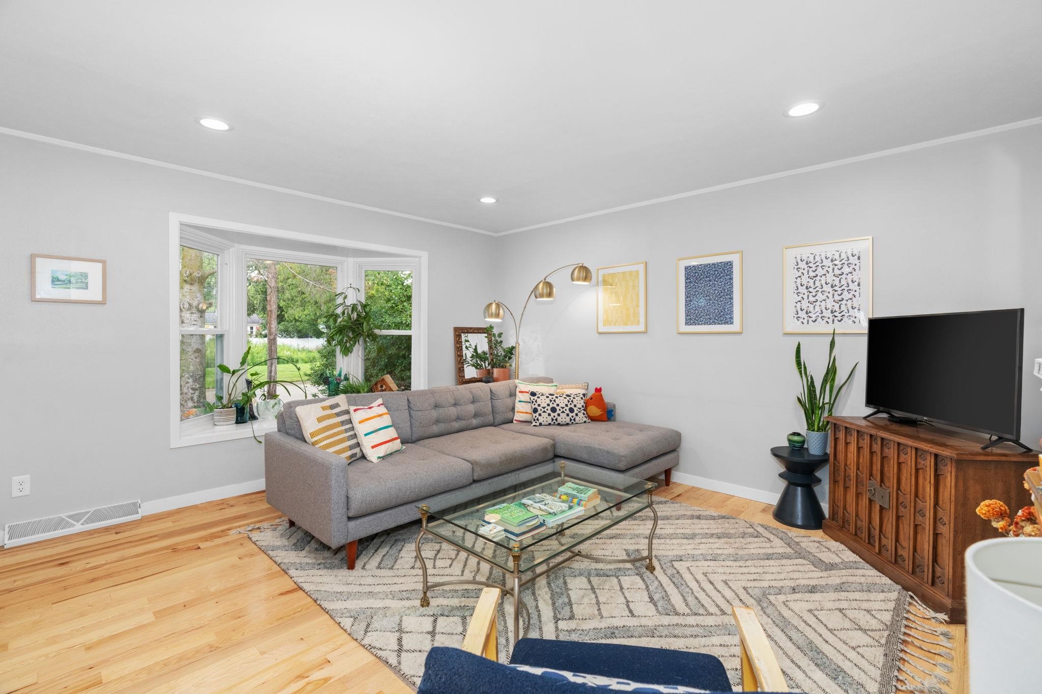 129 Silver Road