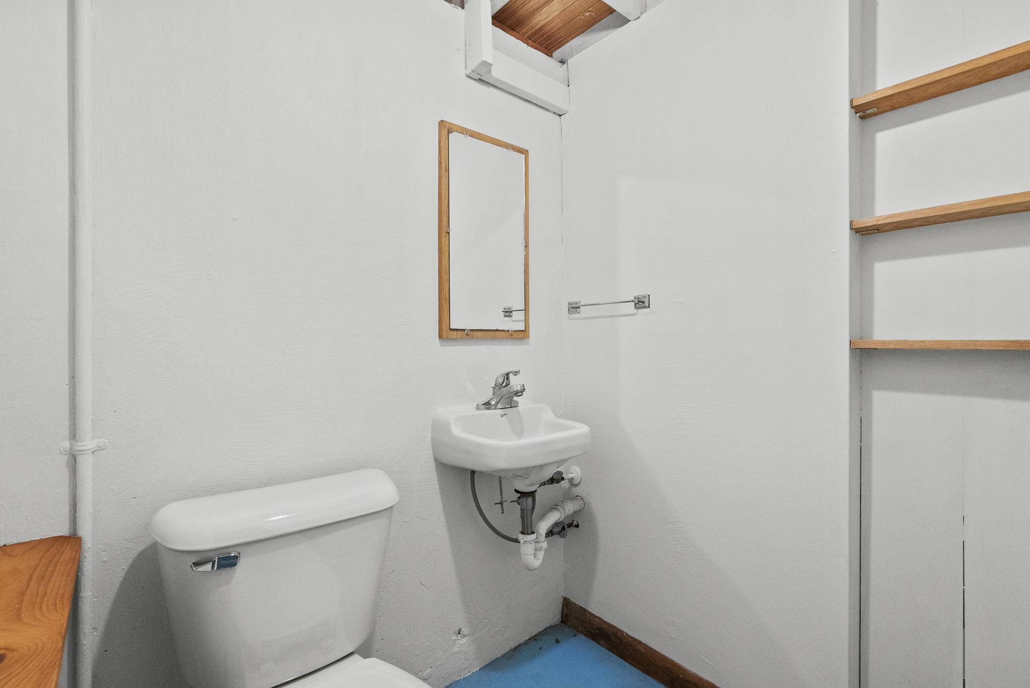 2421 Chamberlain Avenue