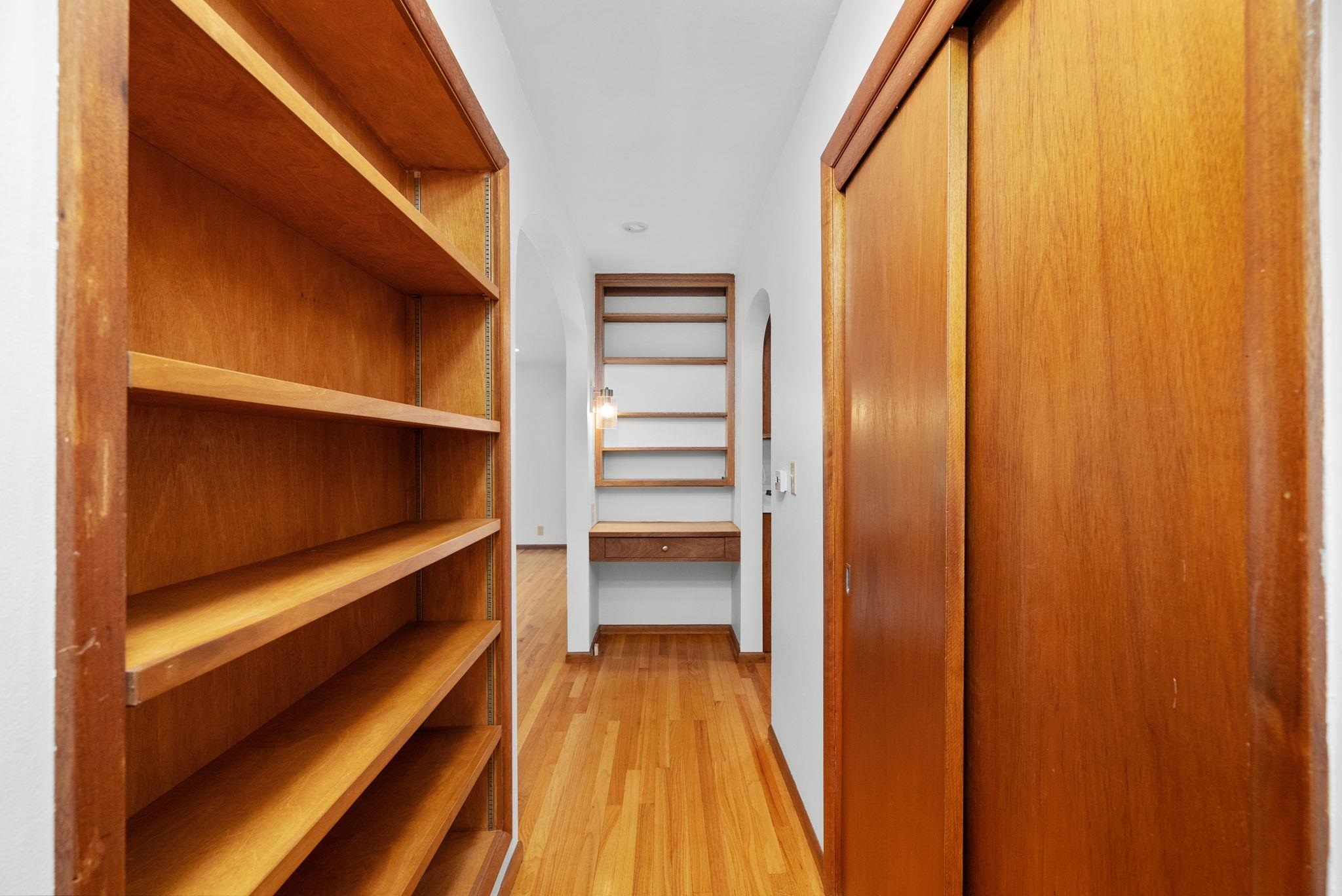 2421 Chamberlain Avenue