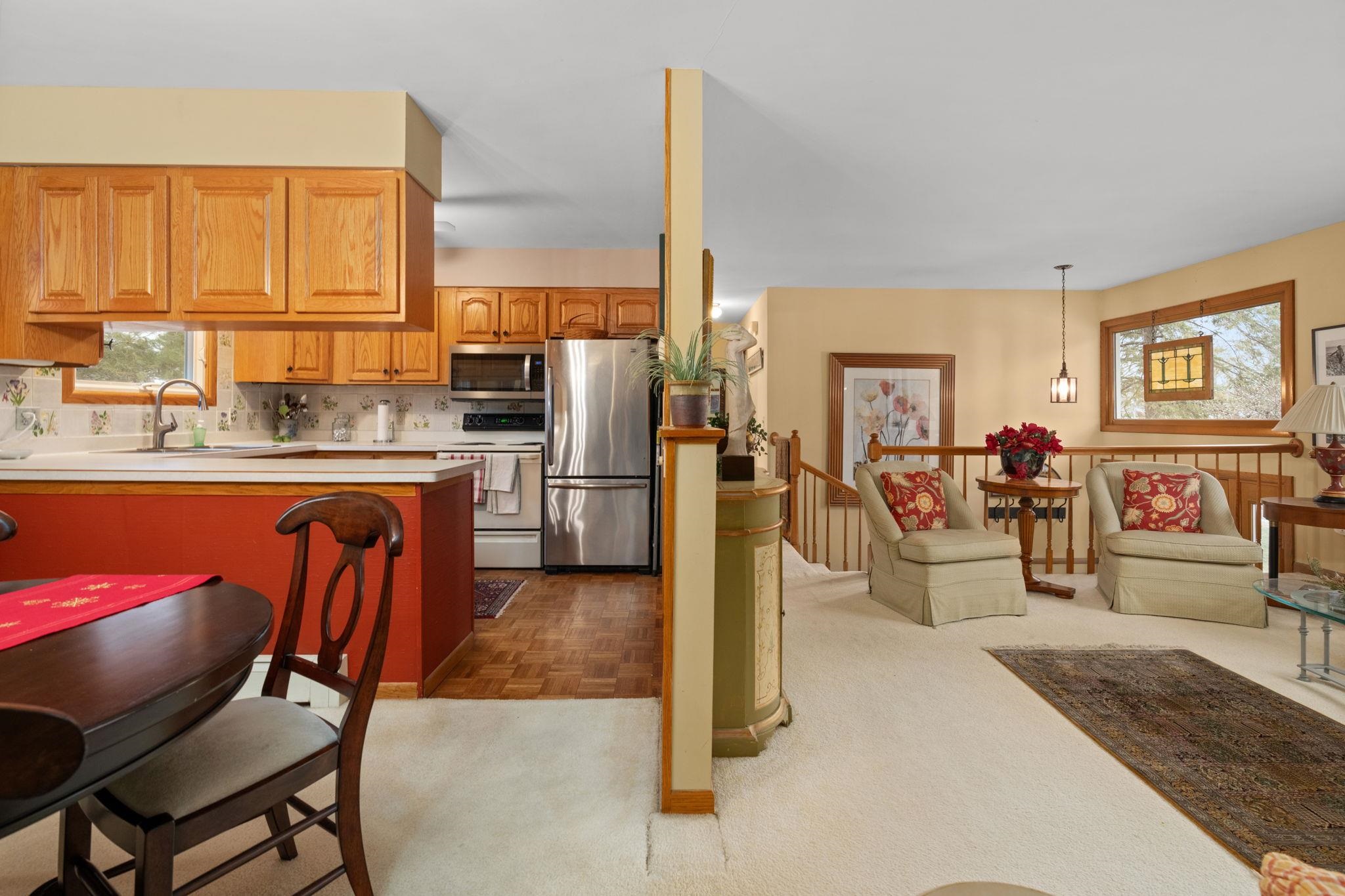 6823 Forest Glade Court