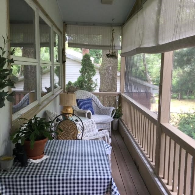 6823 Forest Glade Court