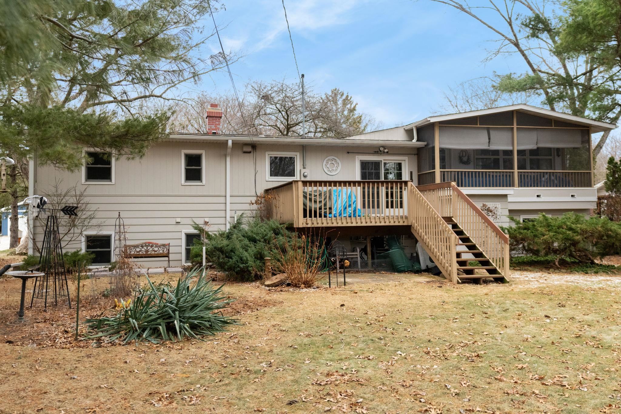 6823 Forest Glade Court