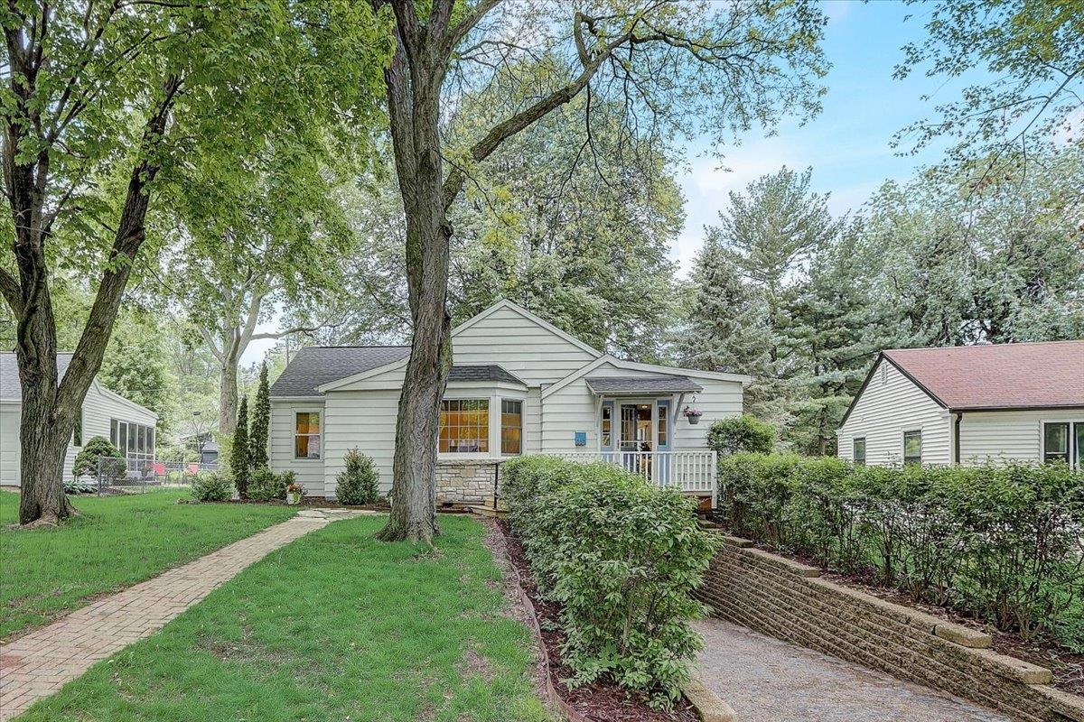 227 Standish Court