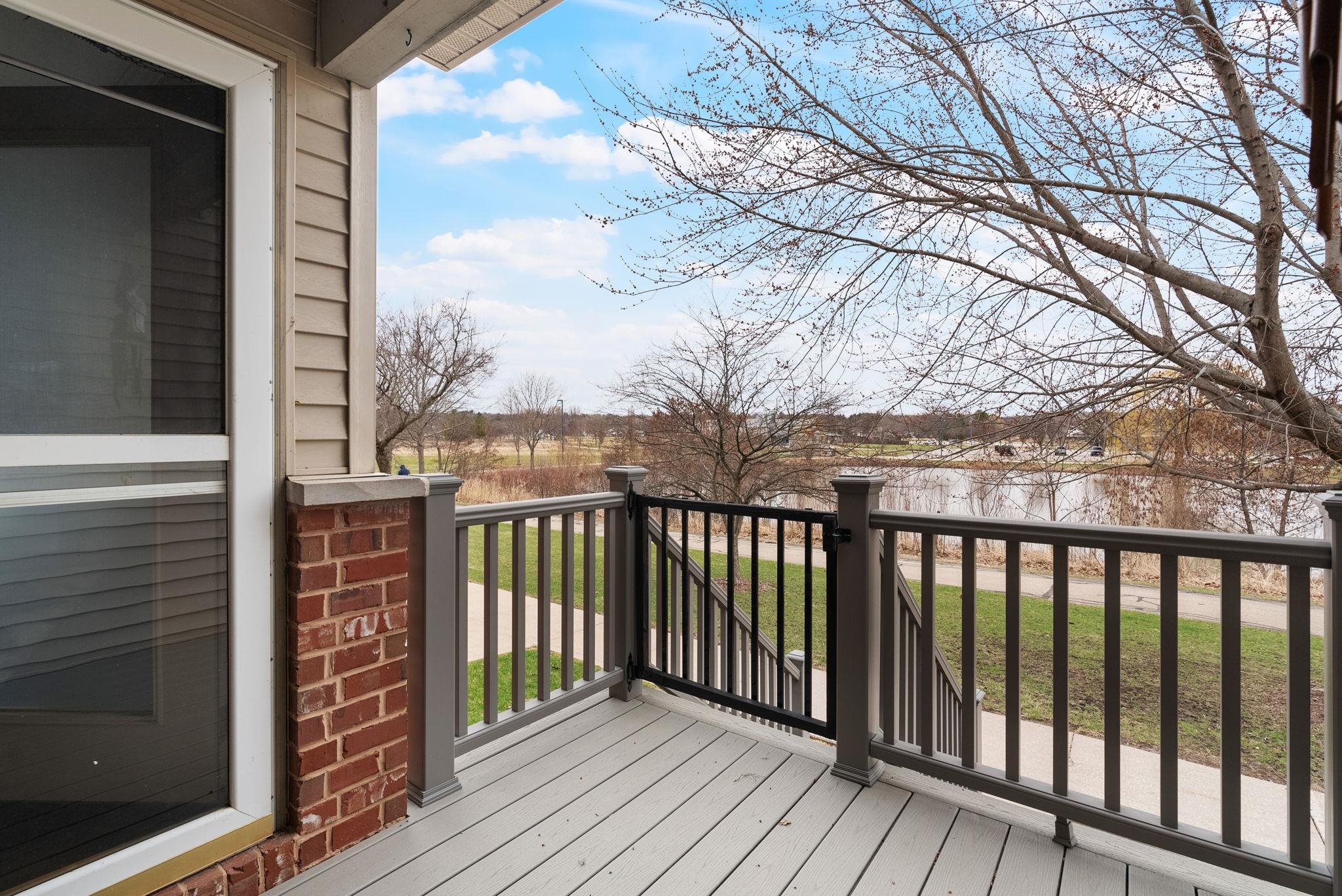 19 Prairie Edge Way