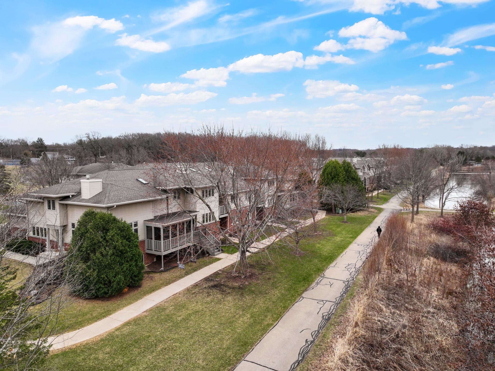 19 Prairie Edge Way