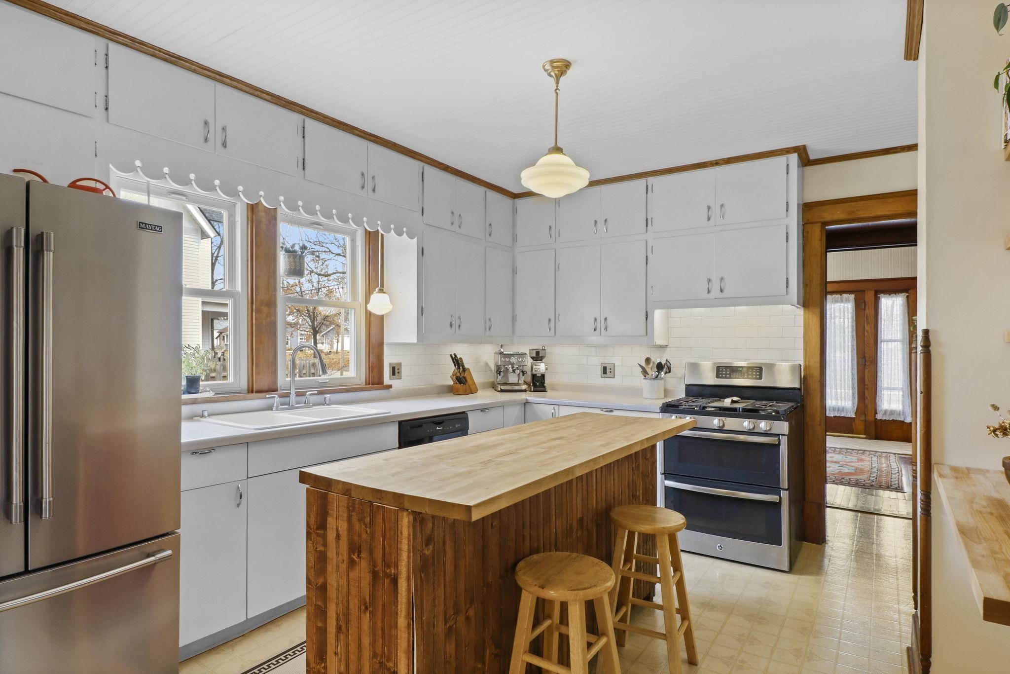 351 S Madison Street