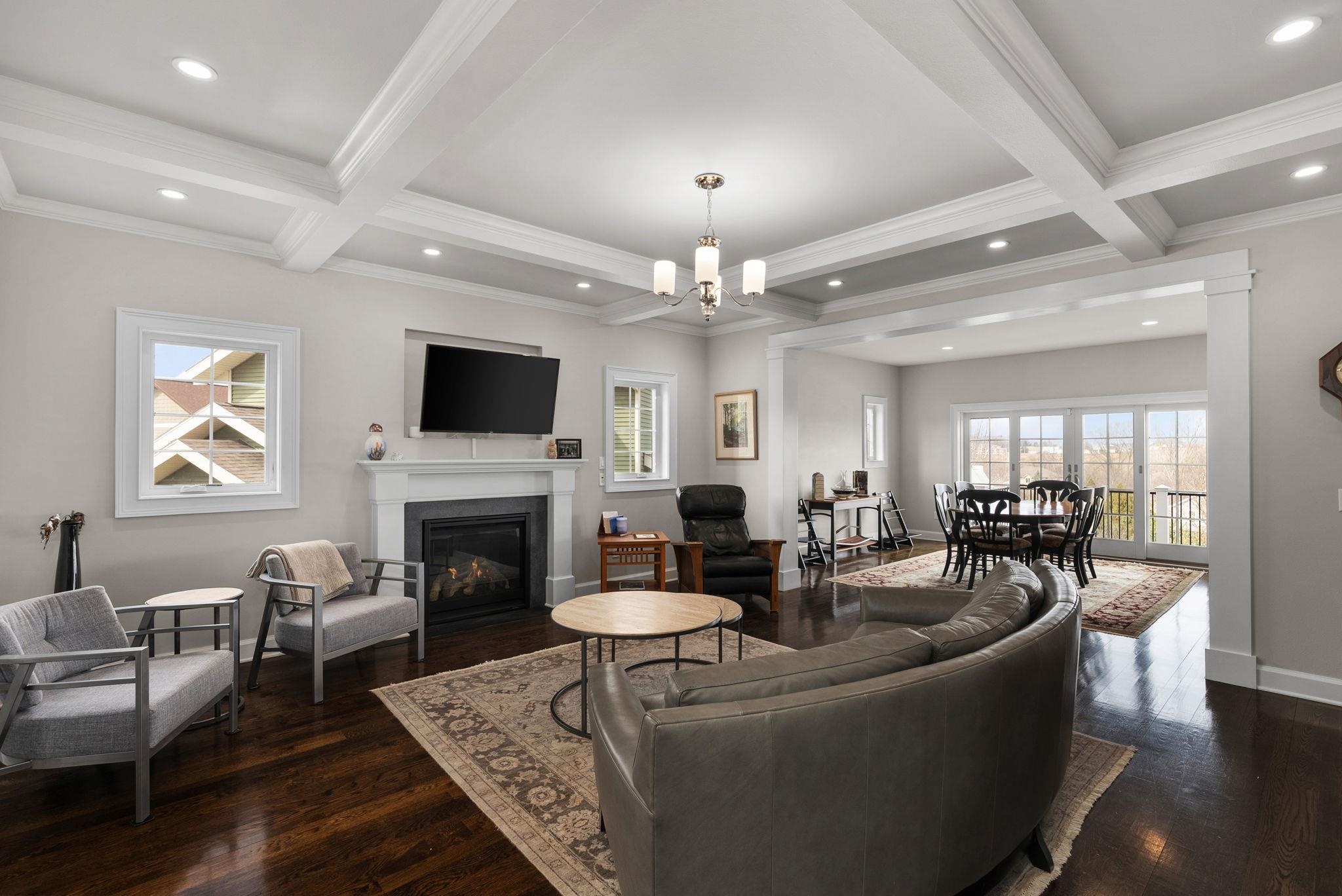 6738 N Chickahauk Trail