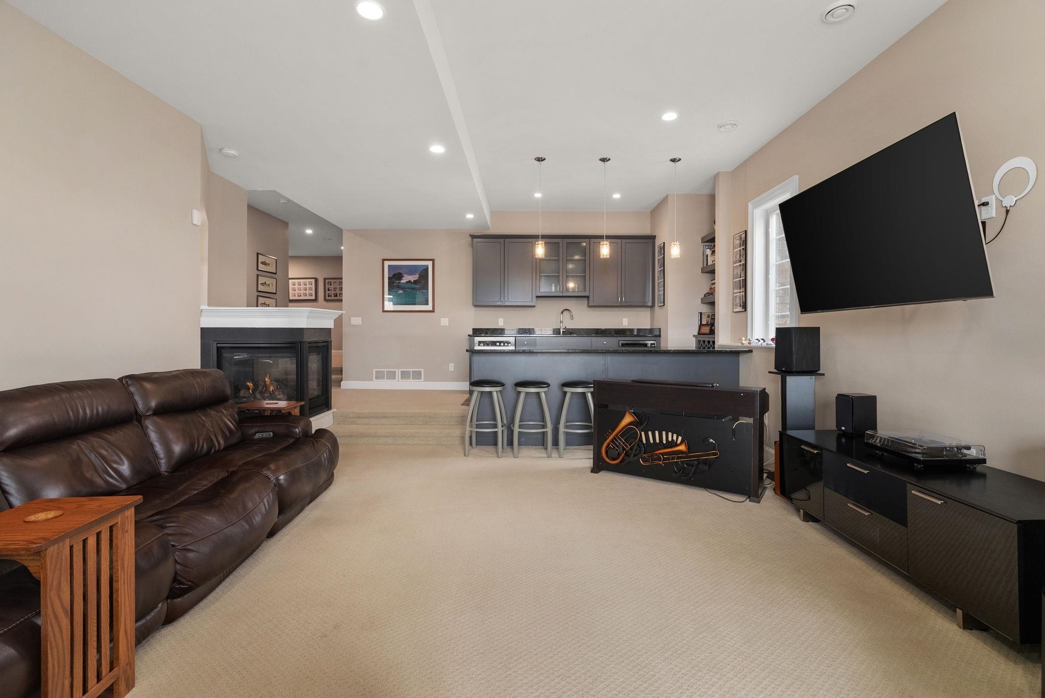 6738 N Chickahauk Trail