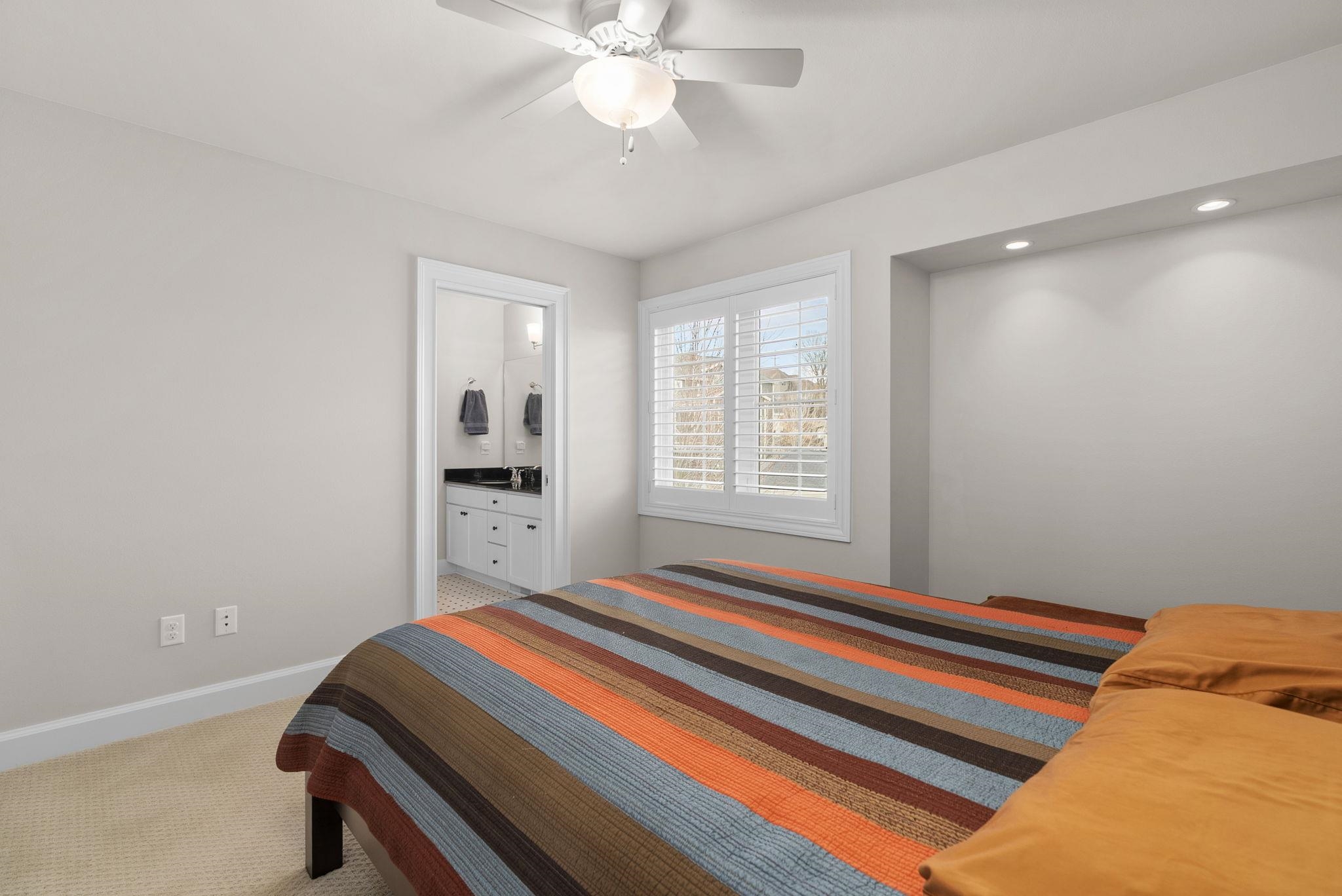 6738 N Chickahauk Trail