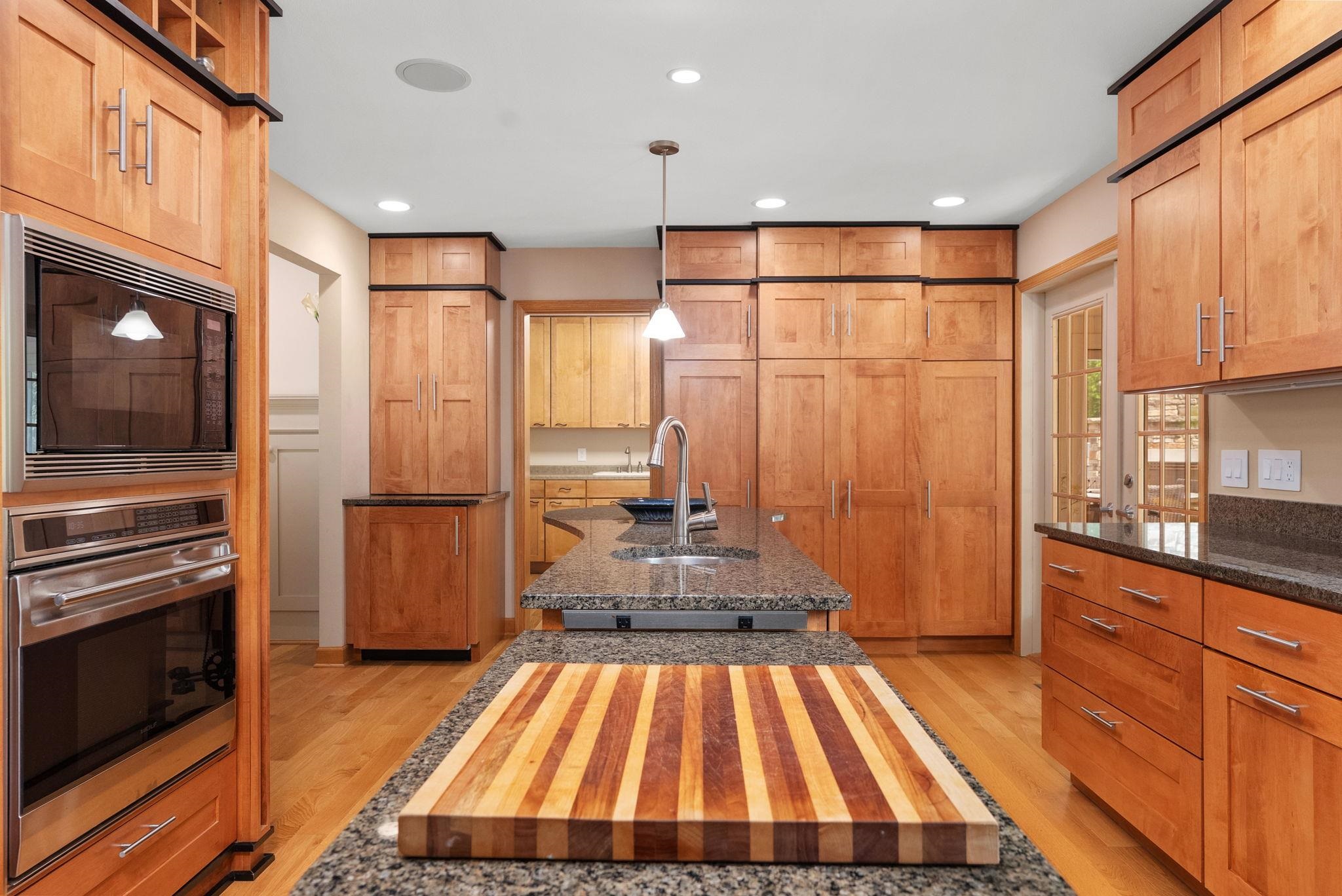 1411 Willow Trail