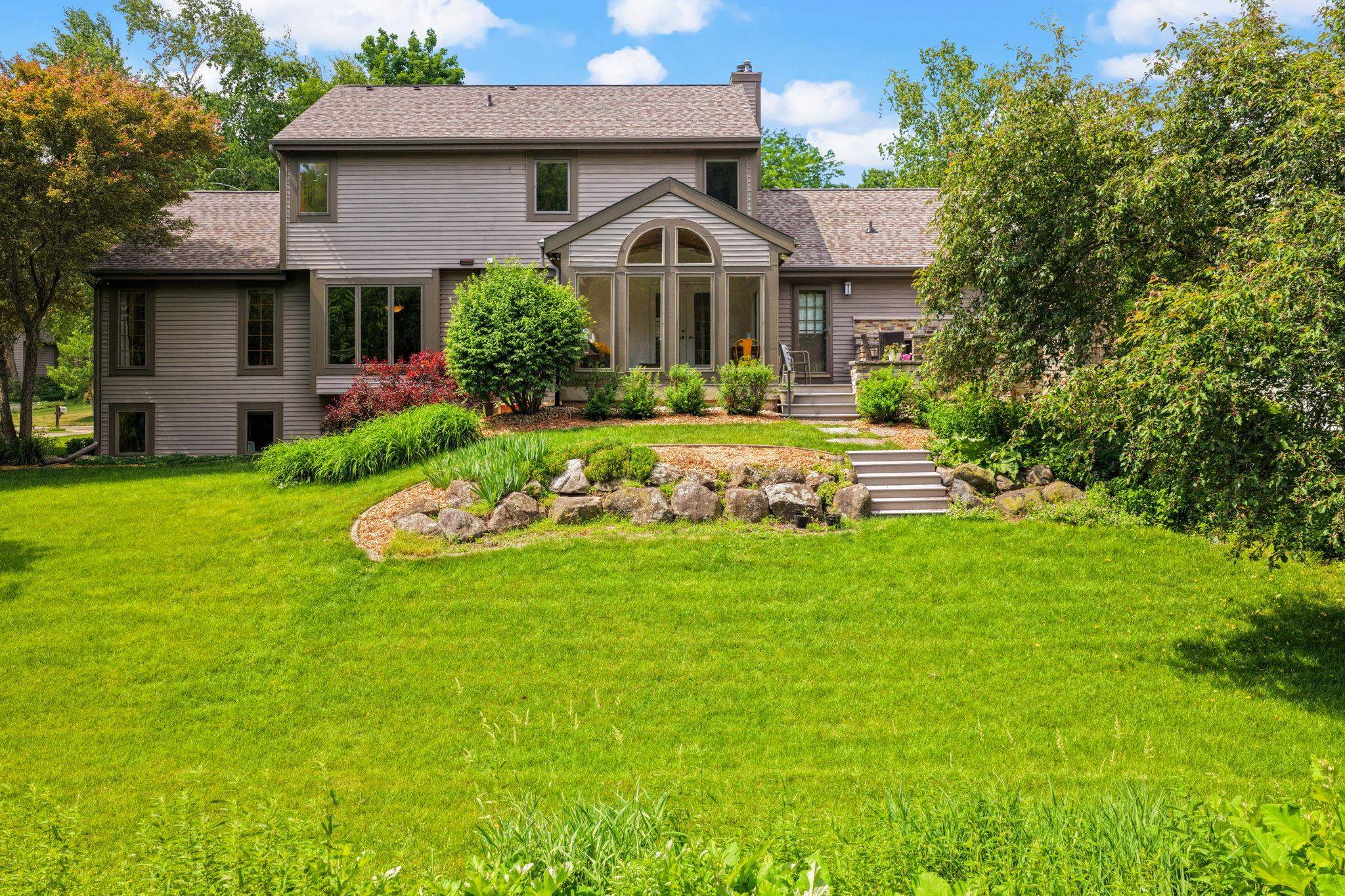 1411 Willow Trail