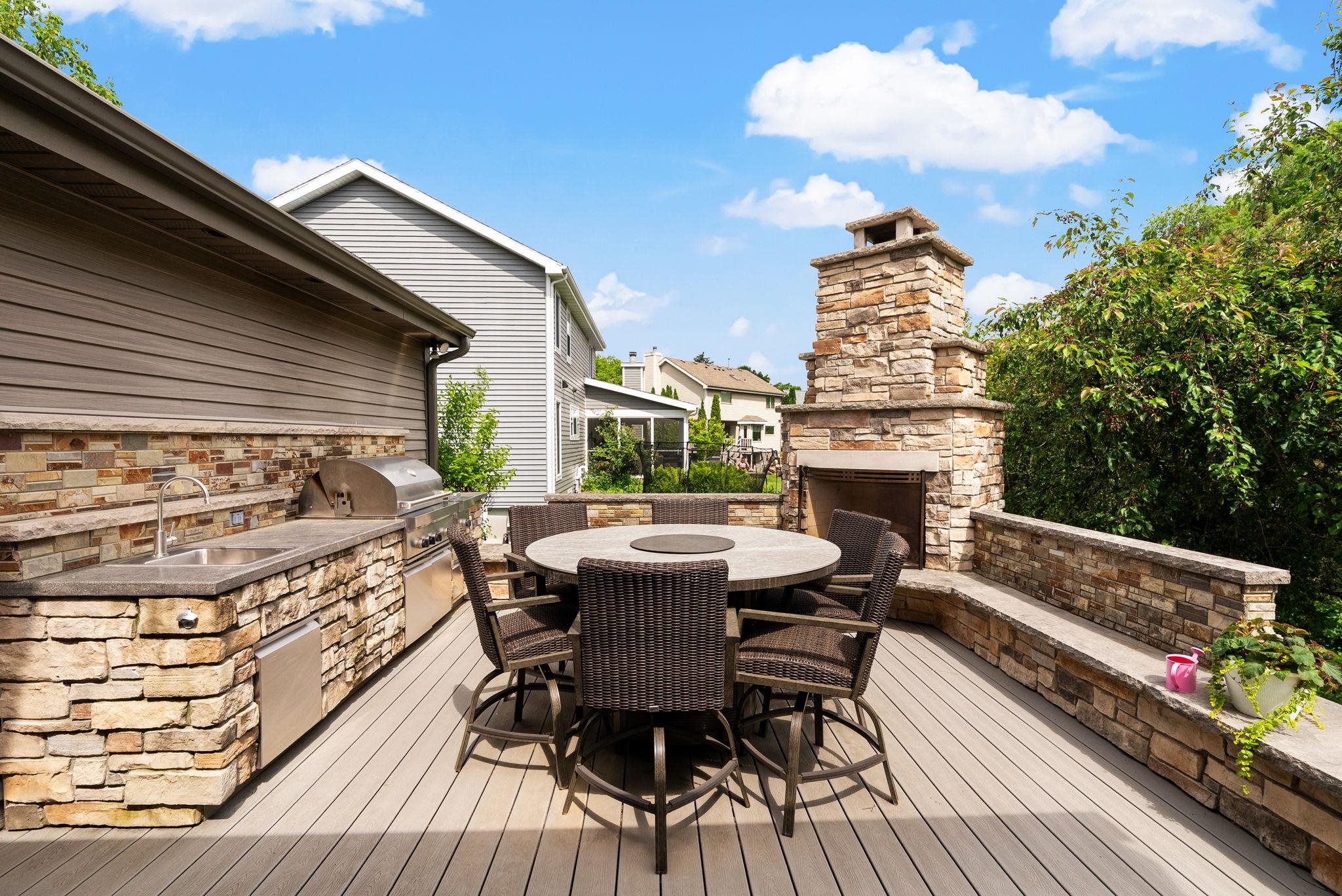 1411 Willow Trail