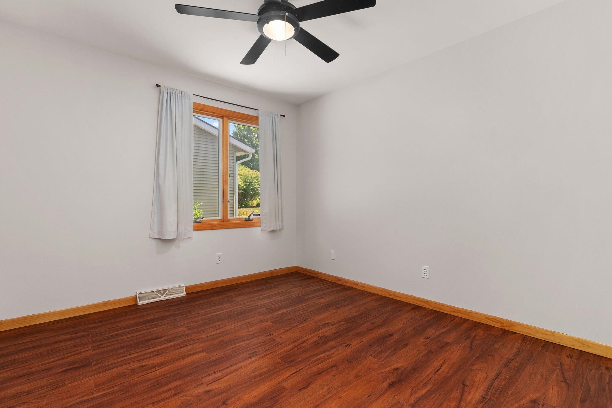 1 Keighley Circle