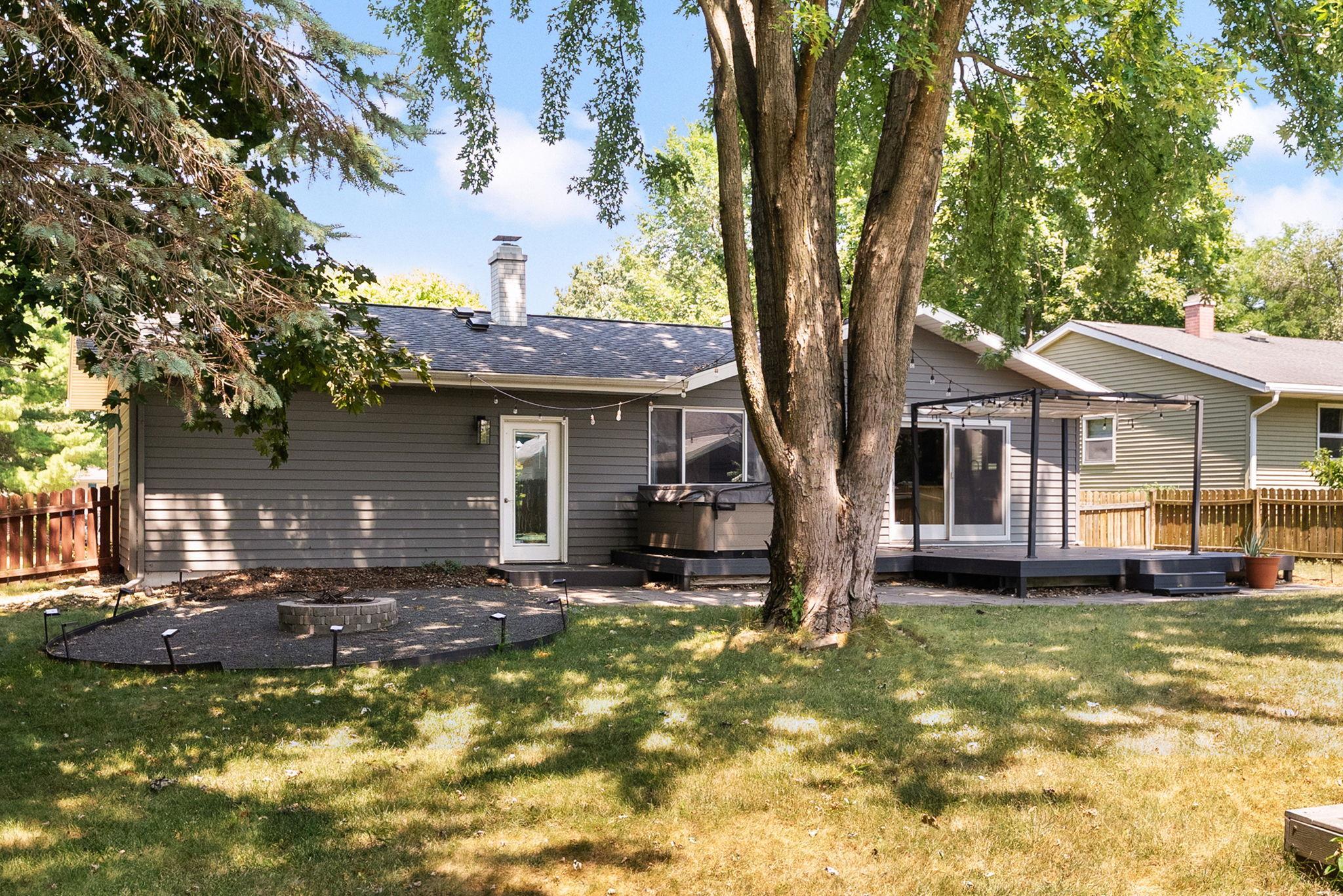 1 Keighley Circle