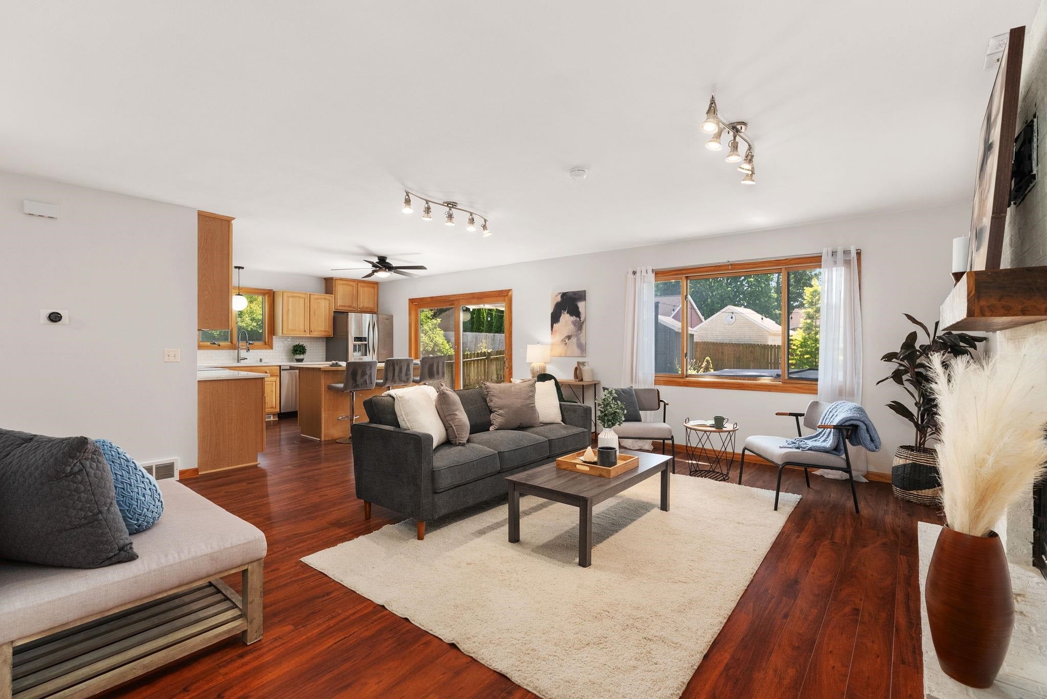 1 Keighley Circle