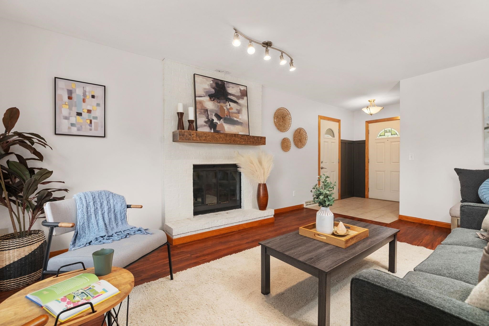 1 Keighley Circle