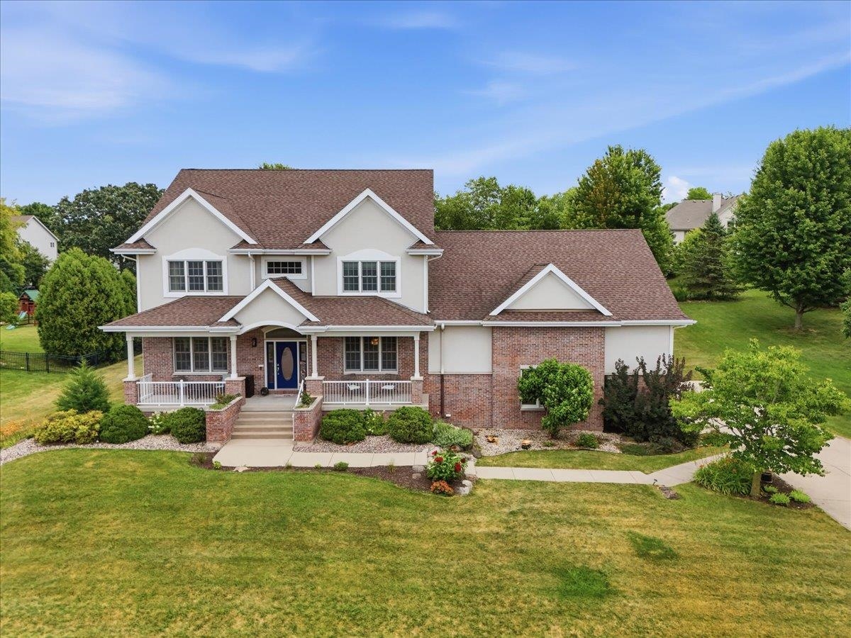 1321 Red Tail Drive