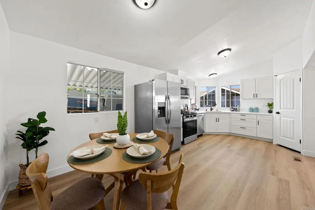 255 E Bradley Unit Spc 21