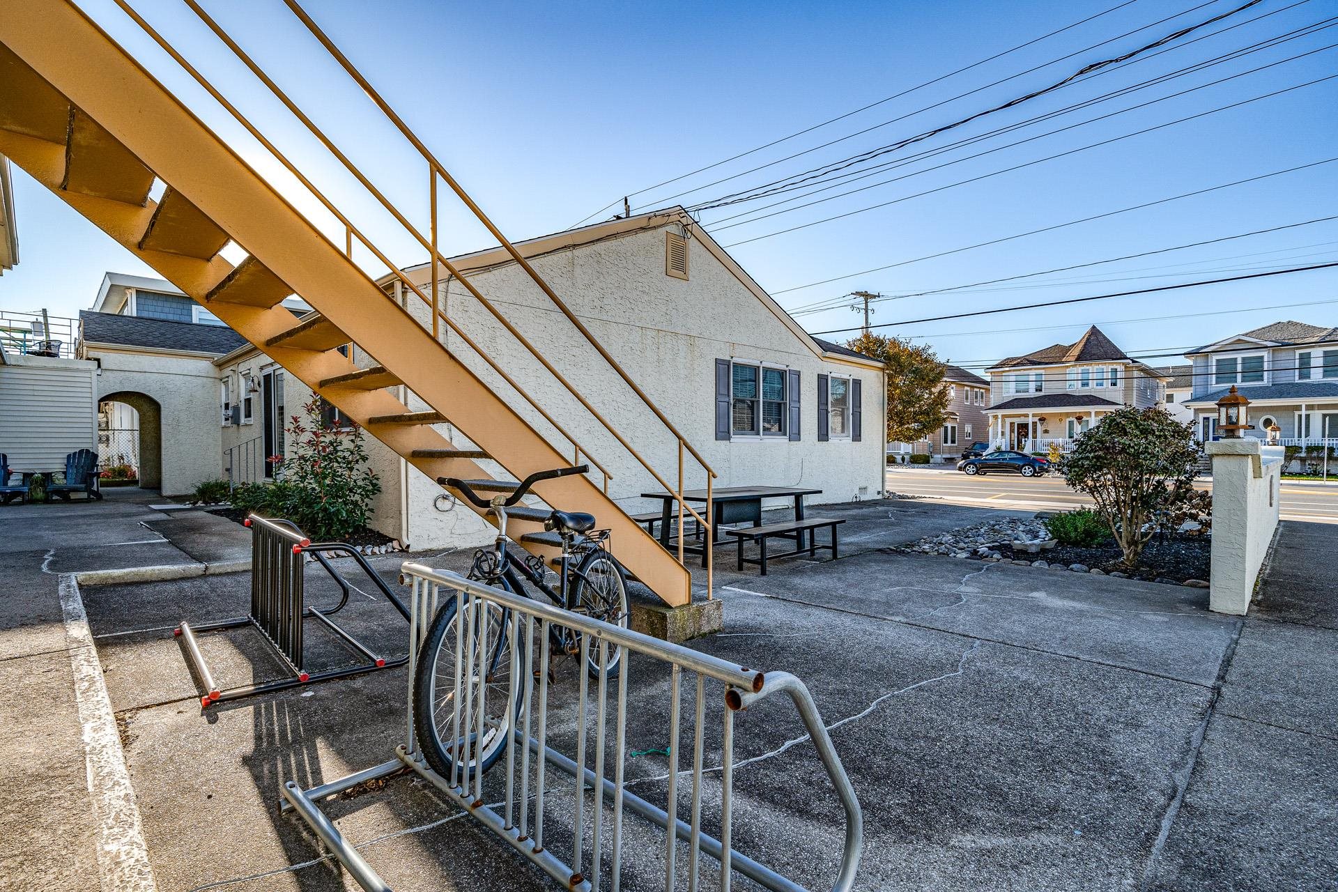 7403 Pacific Avenue Unit: 8
