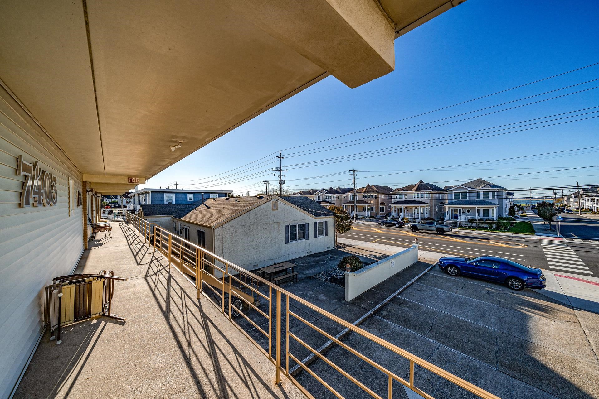 7403 Pacific Avenue Unit: 8