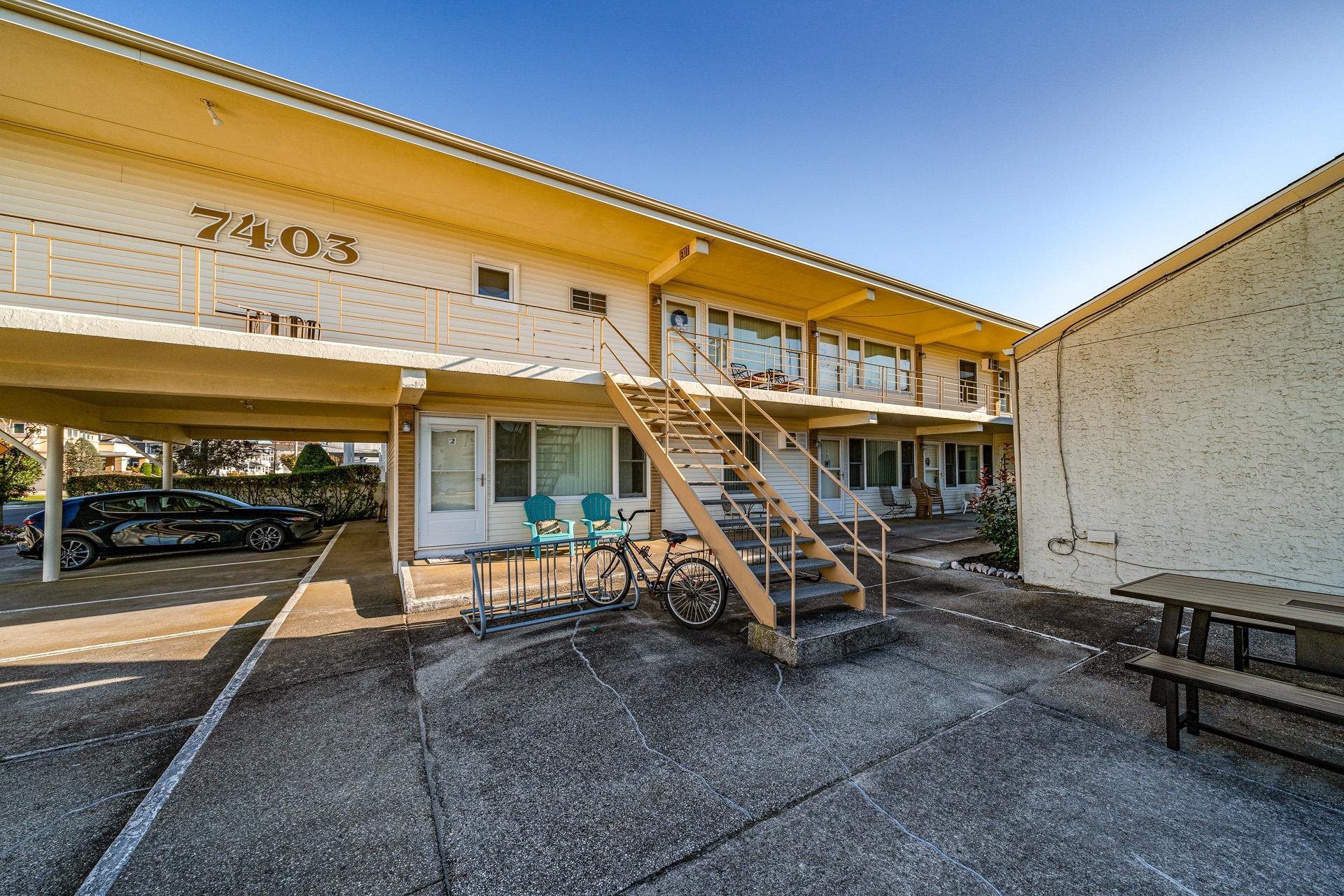 7403 Pacific Avenue Unit: 8