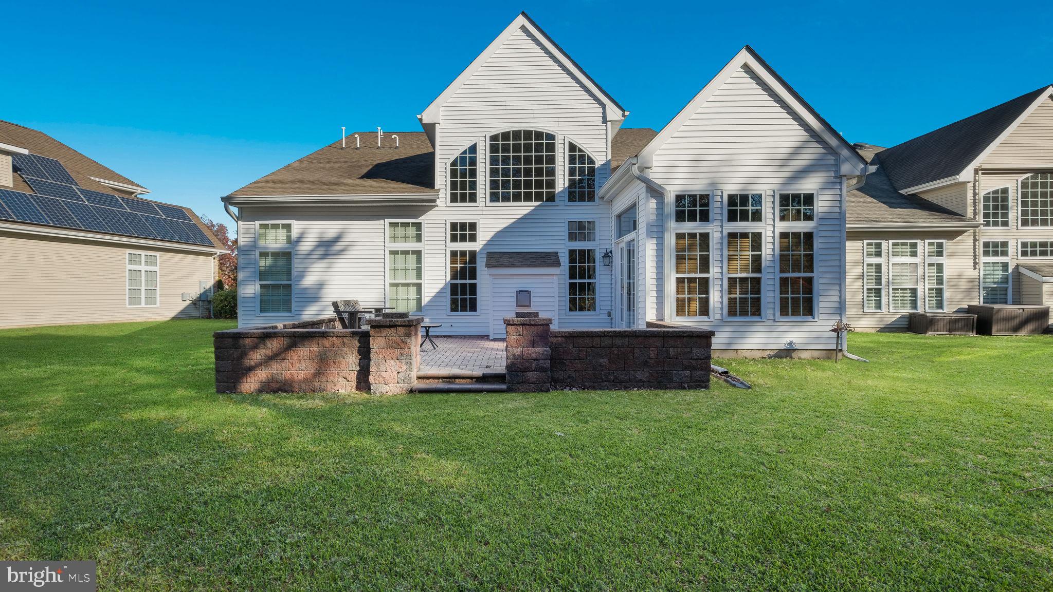 46 Ernst Ct