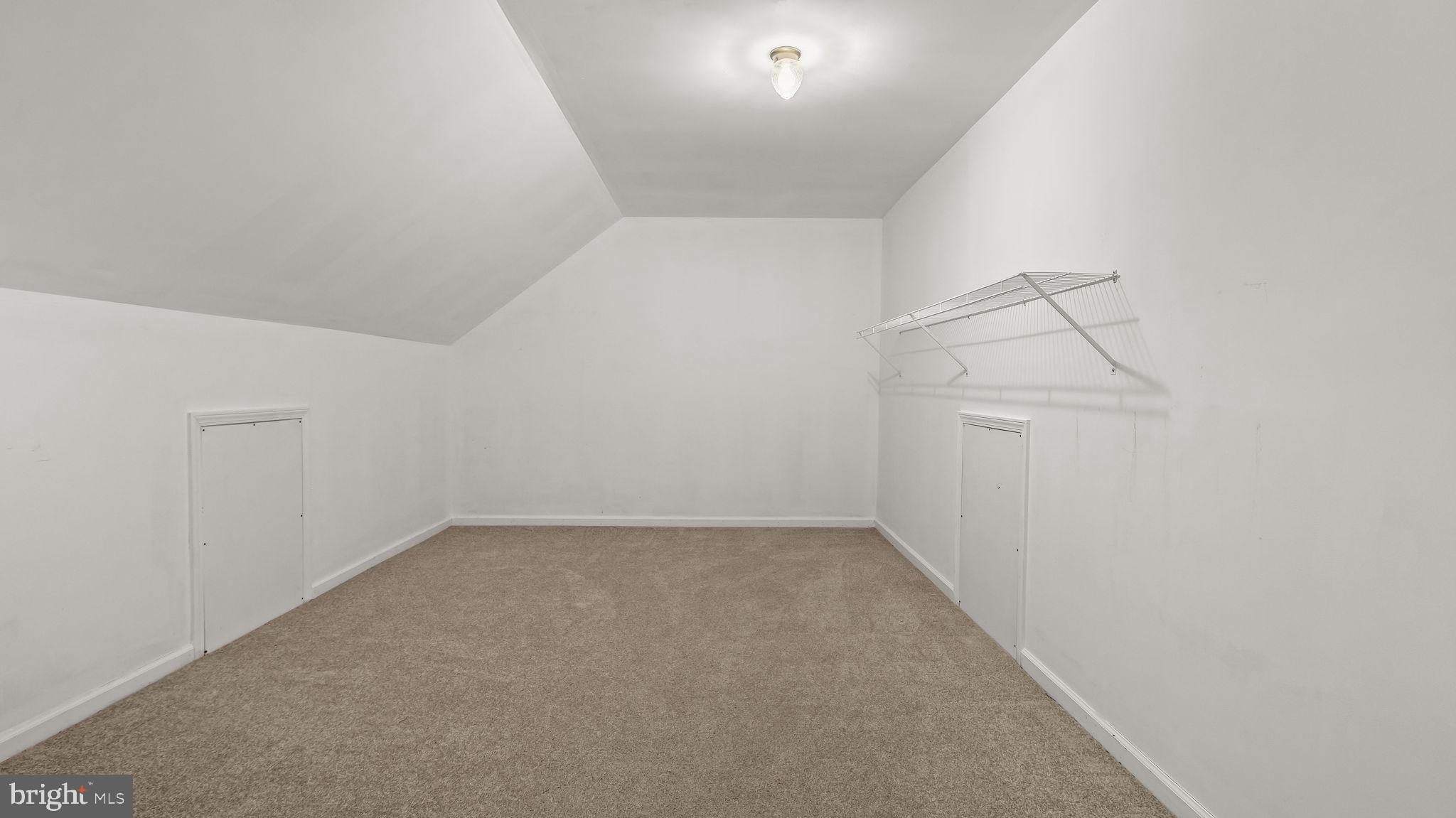 46 Ernst Ct
