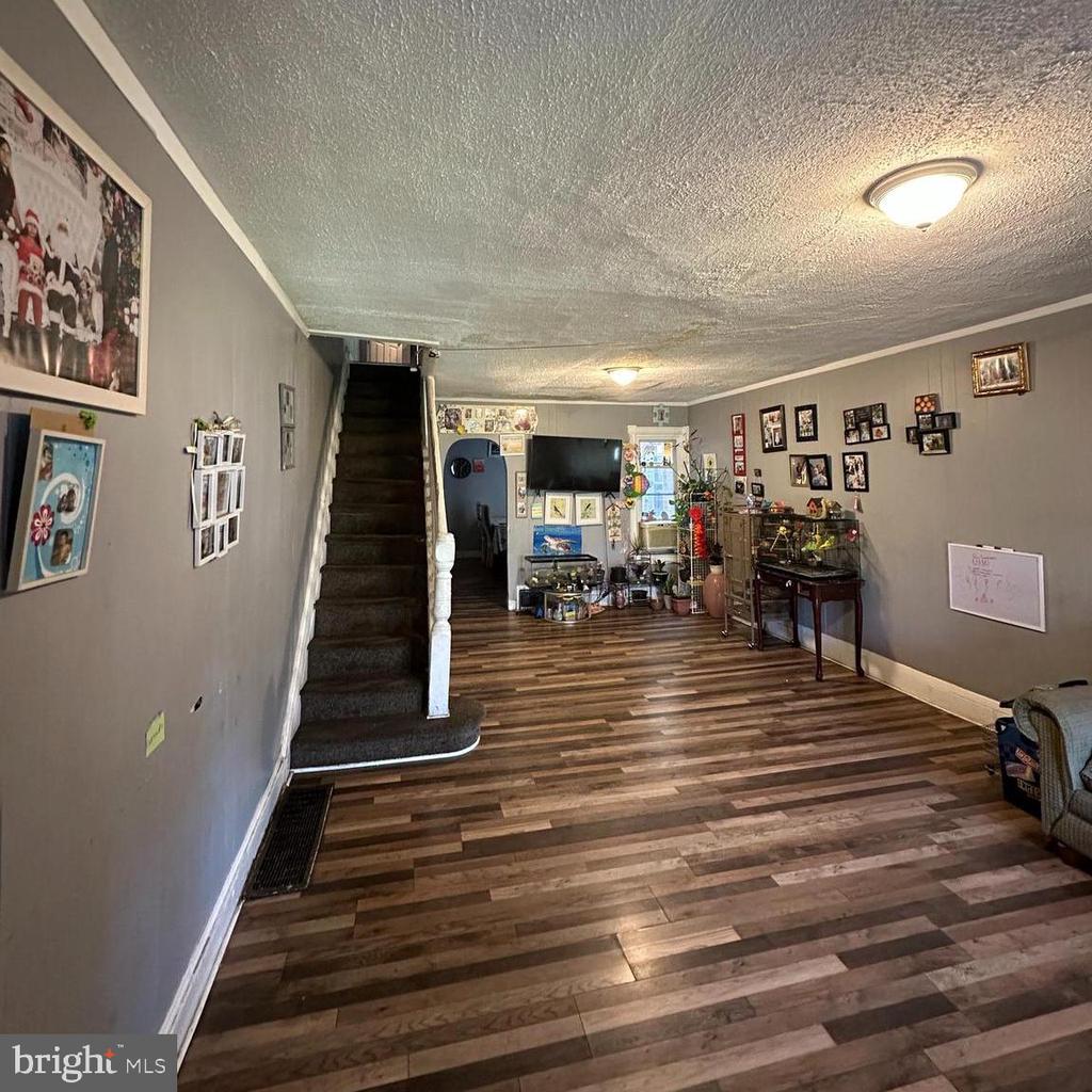 1119 NOTTINGHAM WAY