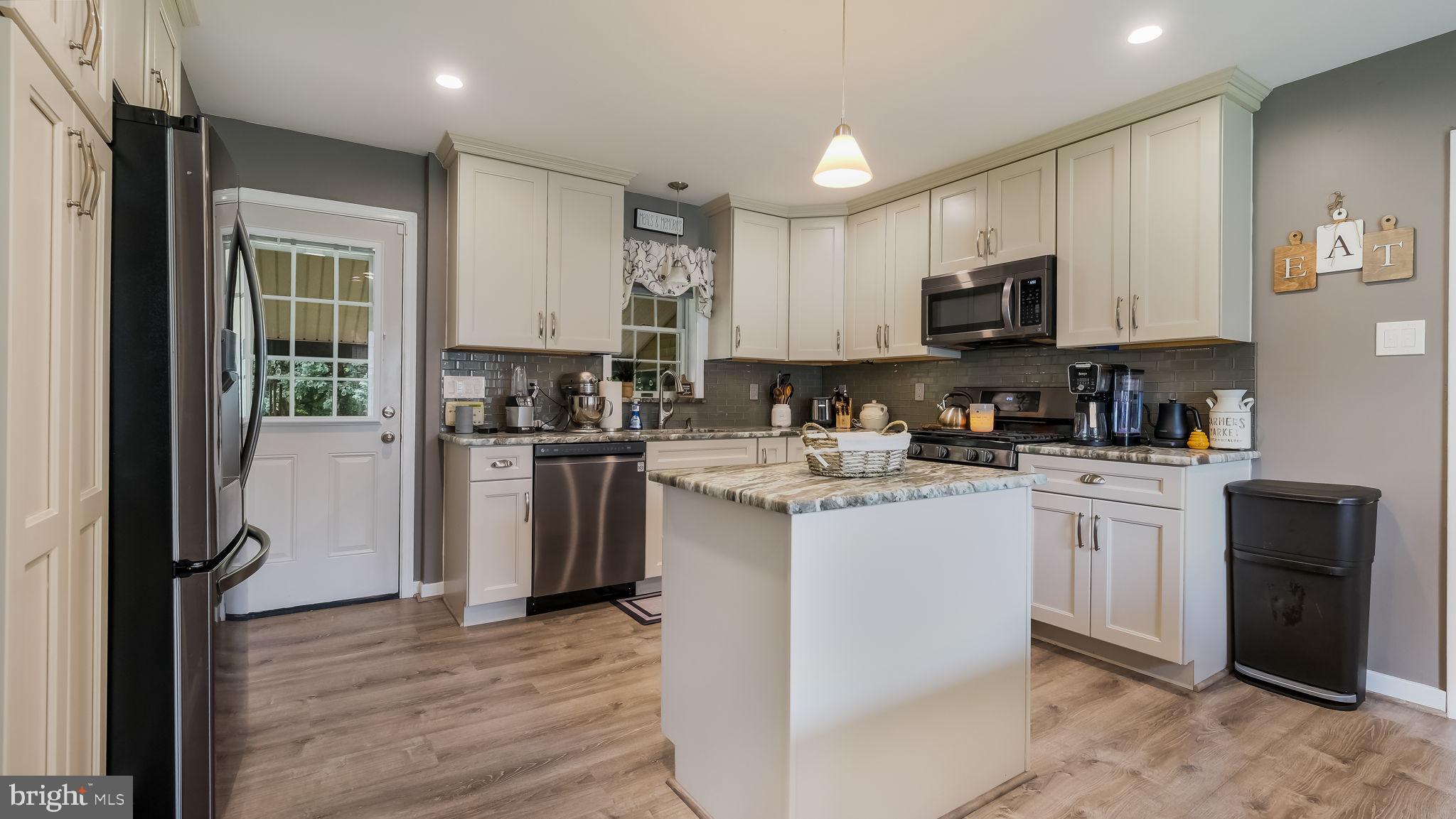 36 Belair Rd
