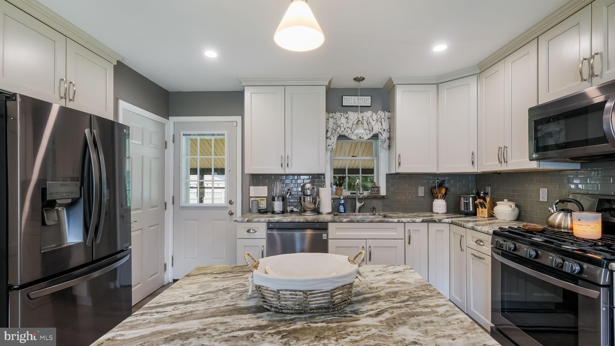 36 Belair Rd