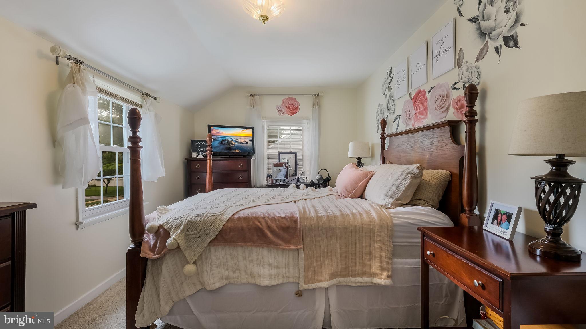 36 Belair Rd