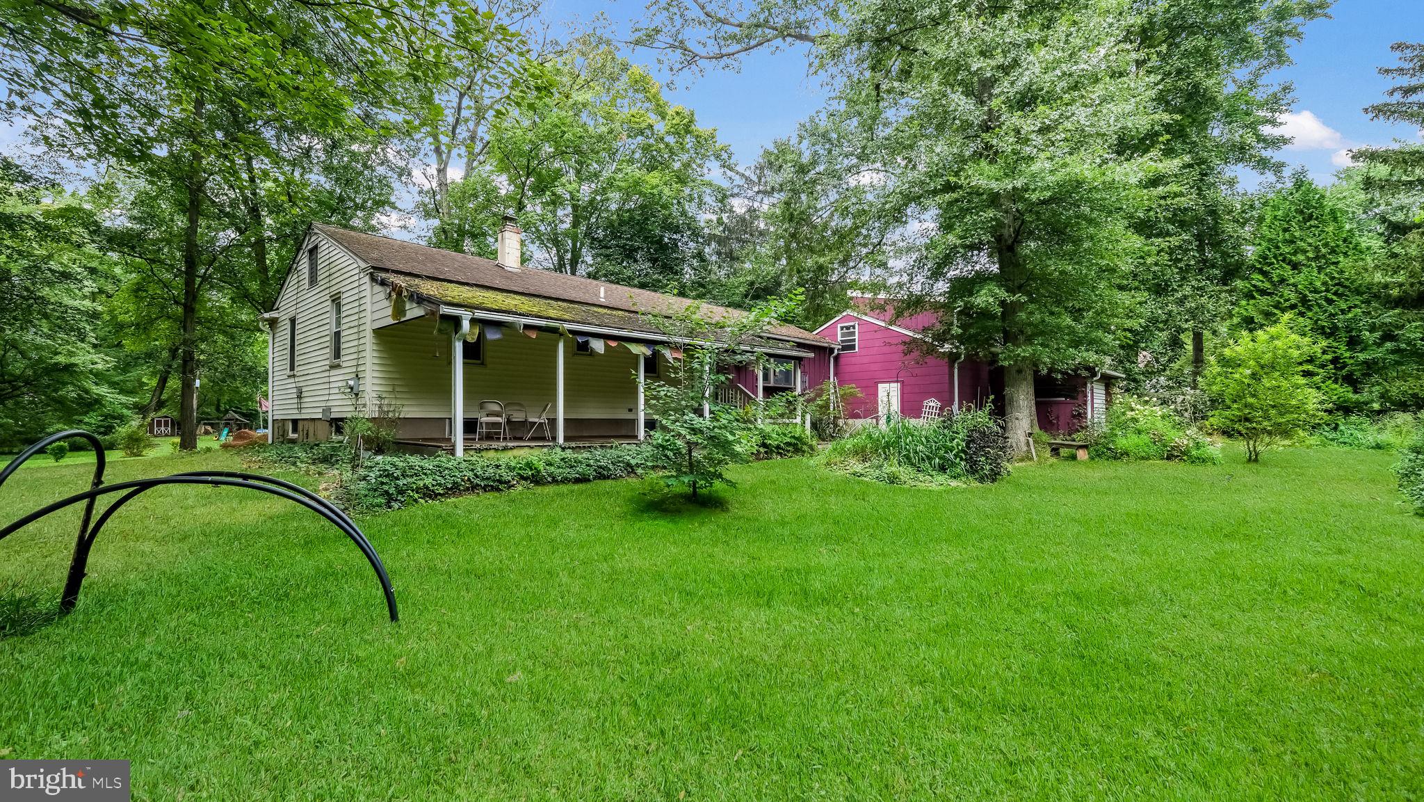 2129 Herblew Rd